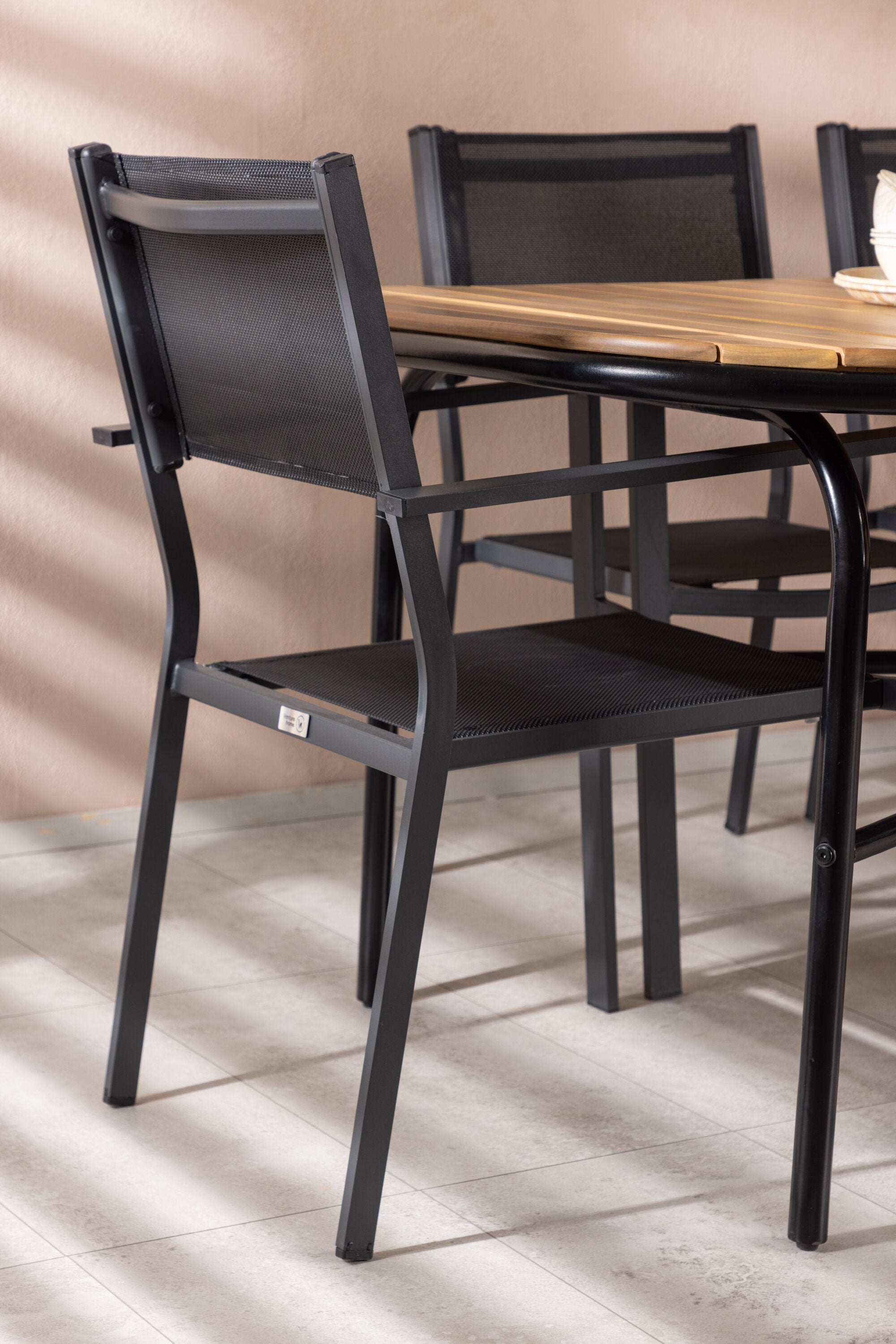 Holmbeck Outdoor-Tischset Copacabana 200cm/6St. in Schwarz präsentiert im Onlineshop von KAQTU Design AG. Gartentischset ist von Venture Home