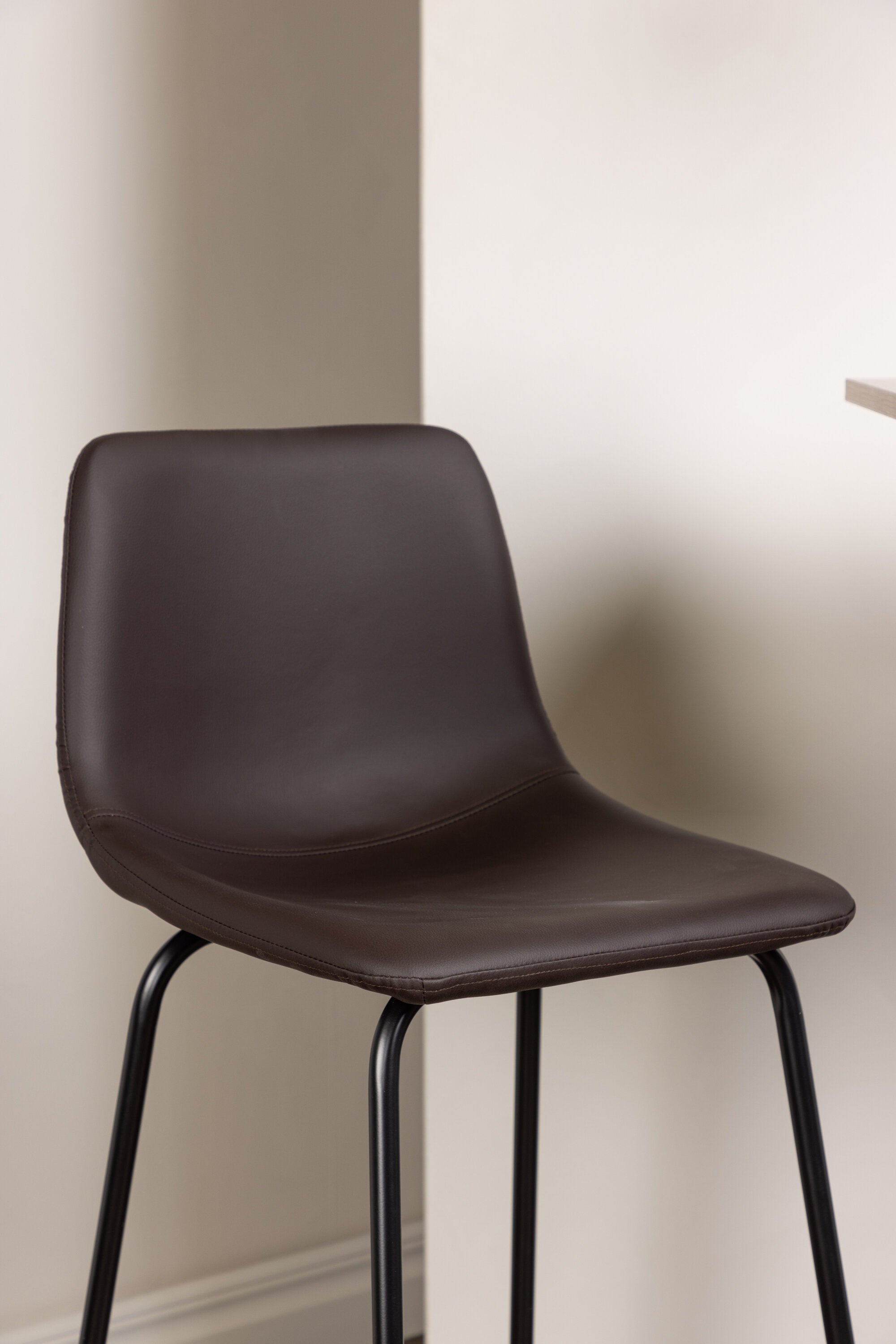 Barset Tempe + Alexi 60cm/2St. in Schwarz Braun präsentiert im Onlineshop von KAQTU Design AG. Bartischset ist von Venture Home