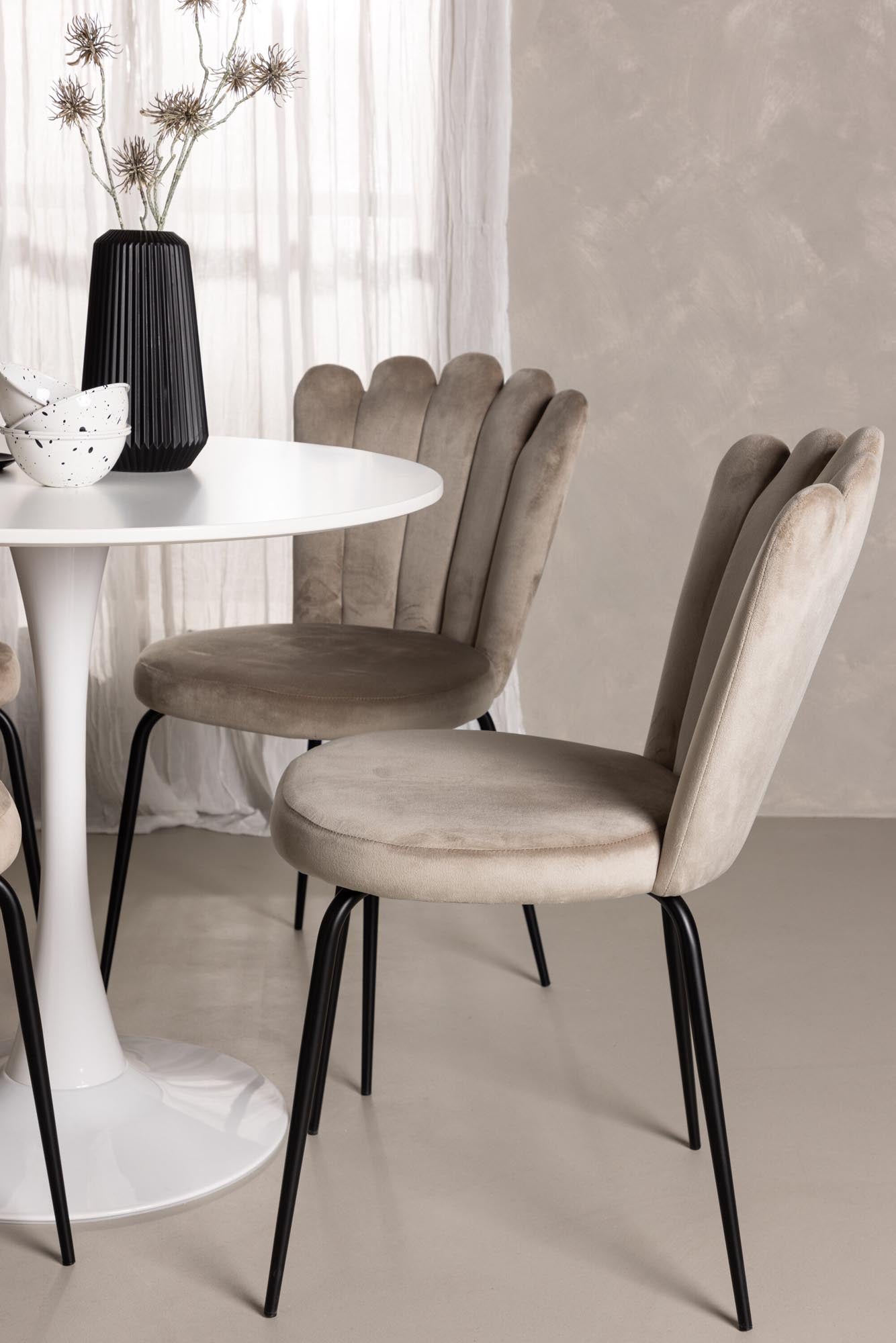 Stilvolles Esszimmerset: Runder Hamden-Tisch (80 cm) mit 4 luxuriösen Limhamn-Stühlen in elegantem Beigeton für gemütliche Zusammenkünfte.