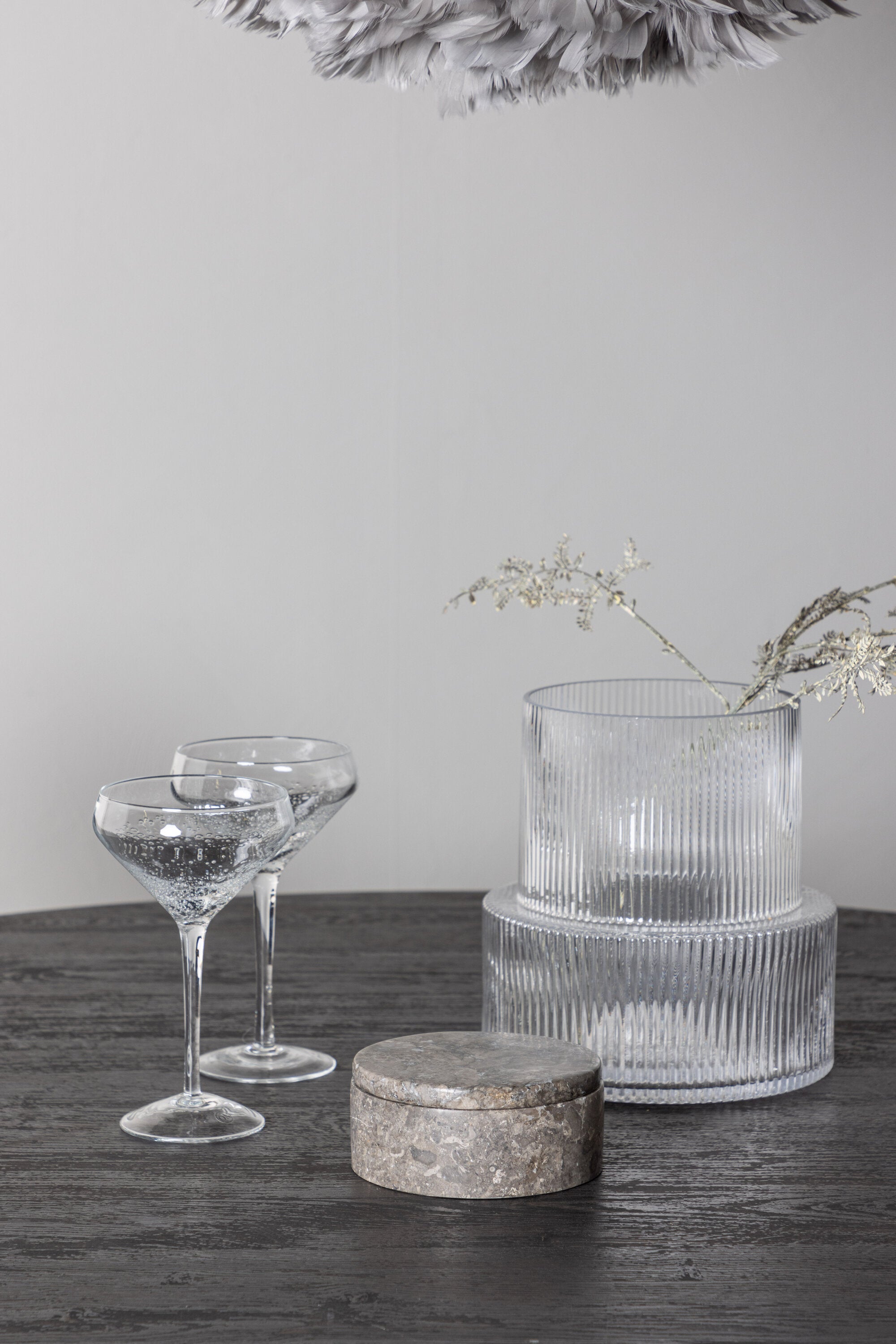 Lanzo Esszimmerset + Polar ⌀120cm/4St. in Braun / Schwarz präsentiert im Onlineshop von KAQTU Design AG. Esszimmerset ist von Venture Home