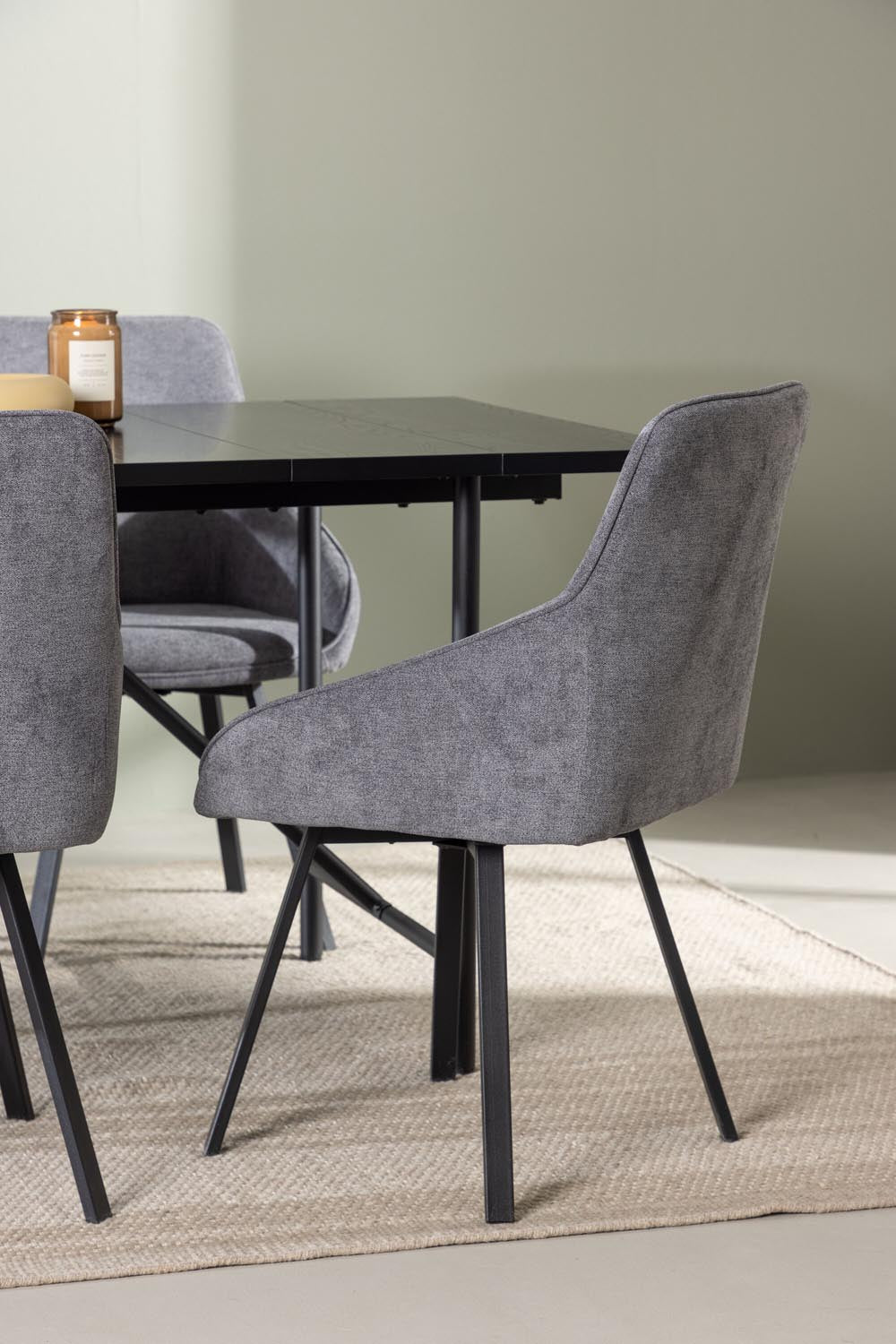 Astrid Esszimmerset + Rosie 200cm/6St. in Schwarzgrau präsentiert im Onlineshop von KAQTU Design AG. Esszimmerset ist von Venture Home