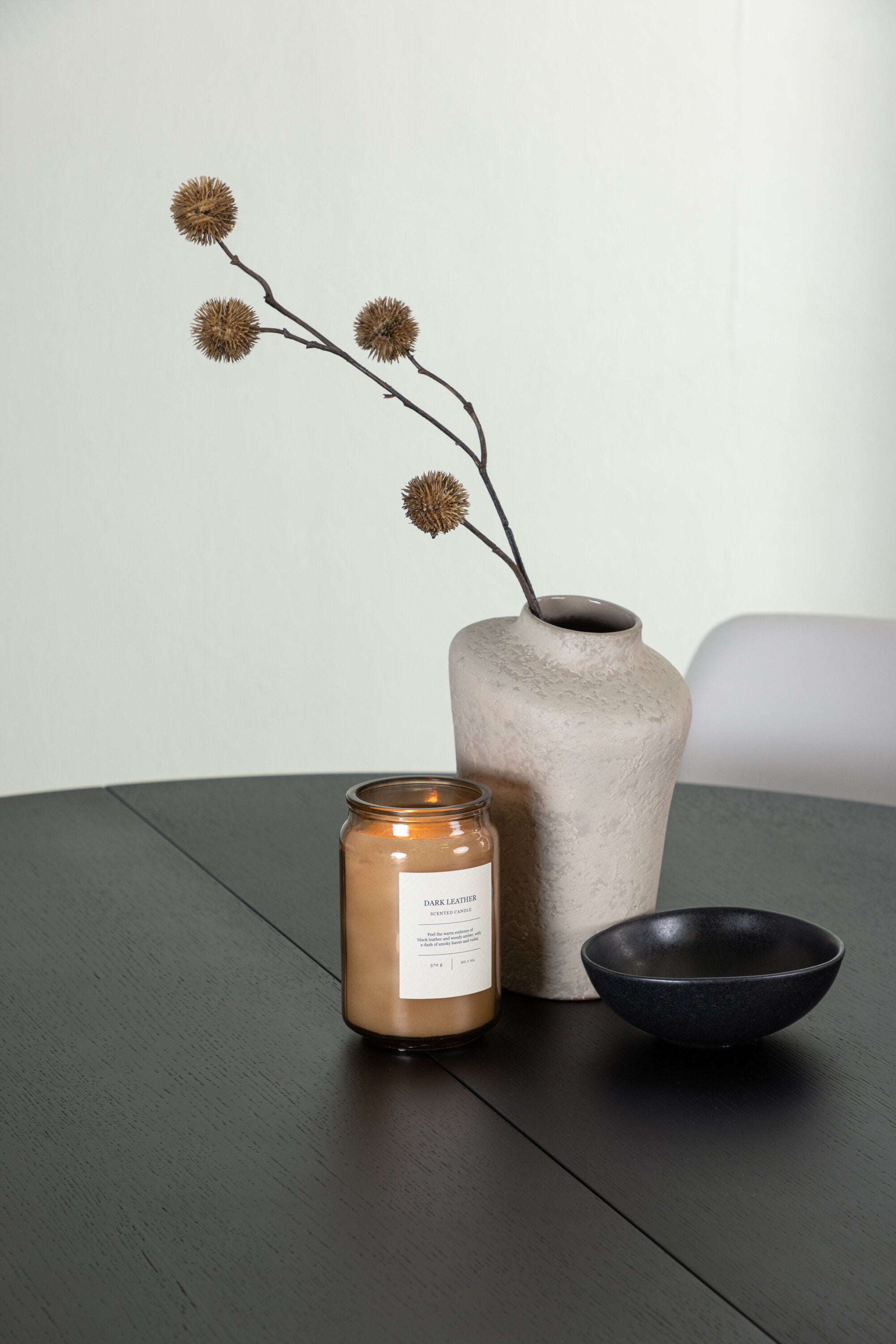 Matilda Esszimmerset + Night ⌀130cm/4St. in Schwarz-Weiss präsentiert im Onlineshop von KAQTU Design AG. Esszimmerset ist von Venture Home