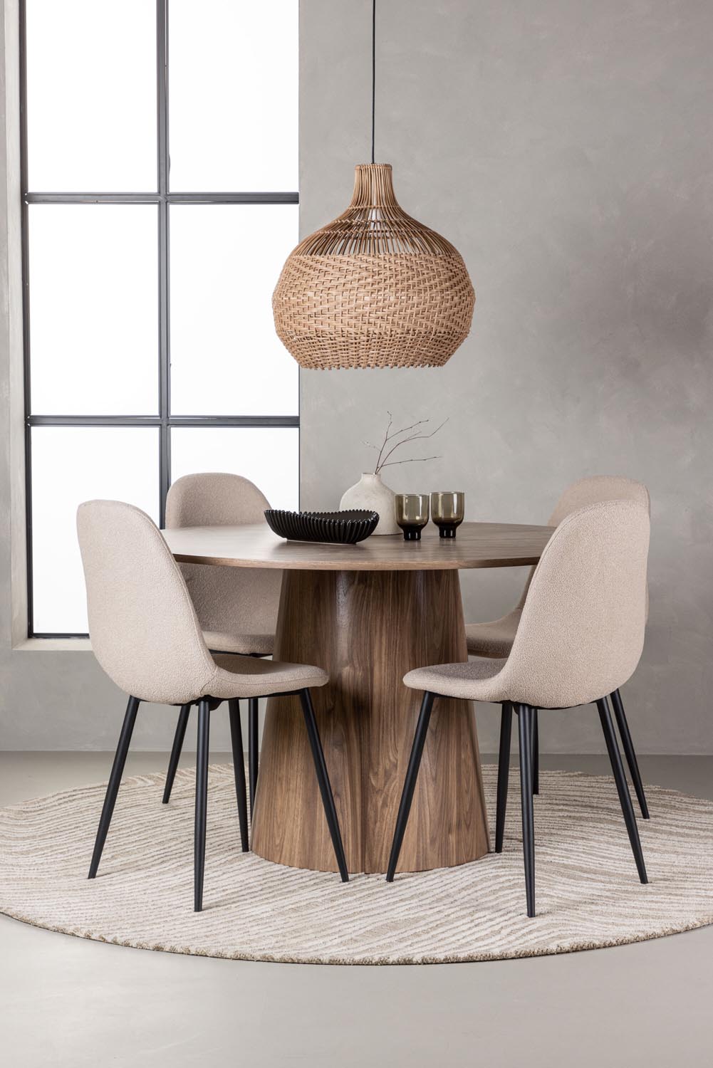 Lanzo Esszimmerset + Polar ⌀120cm/4St. in Natur / Beige / Schwarz präsentiert im Onlineshop von KAQTU Design AG. Esszimmerset ist von Venture Home