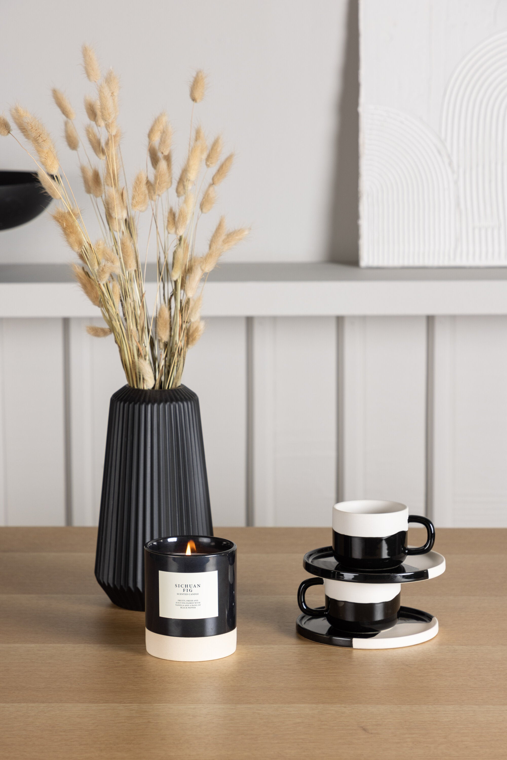 Leo Esszimmerset + Kenth 100cm/4St. in Schwarz präsentiert im Onlineshop von KAQTU Design AG. Esszimmerset ist von Venture Home