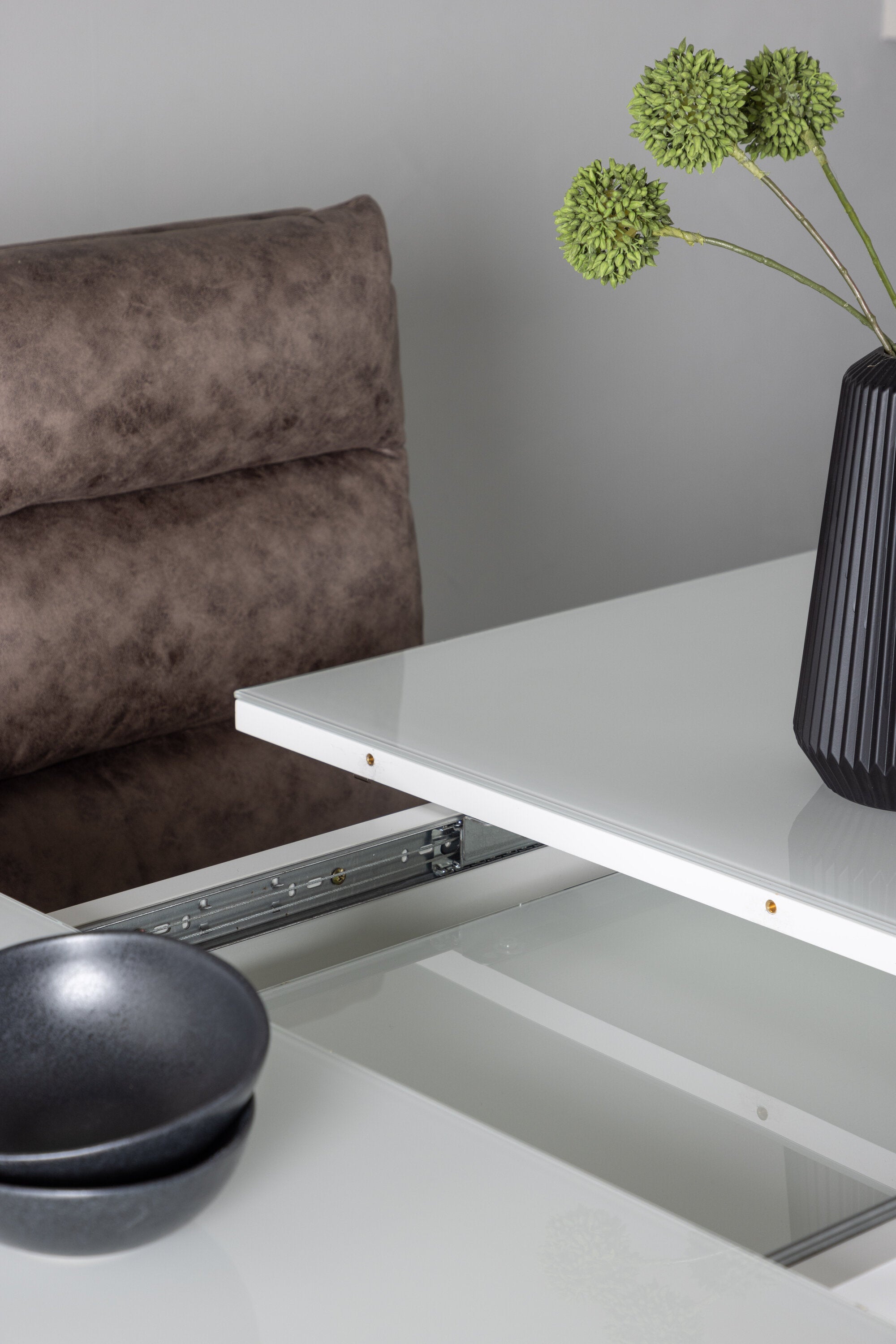 Pluto Esszimmerset ausziehbar + Zizo 120cm/4St. in Schwarz Braun präsentiert im Onlineshop von KAQTU Design AG. Esszimmerset ist von Venture Home
