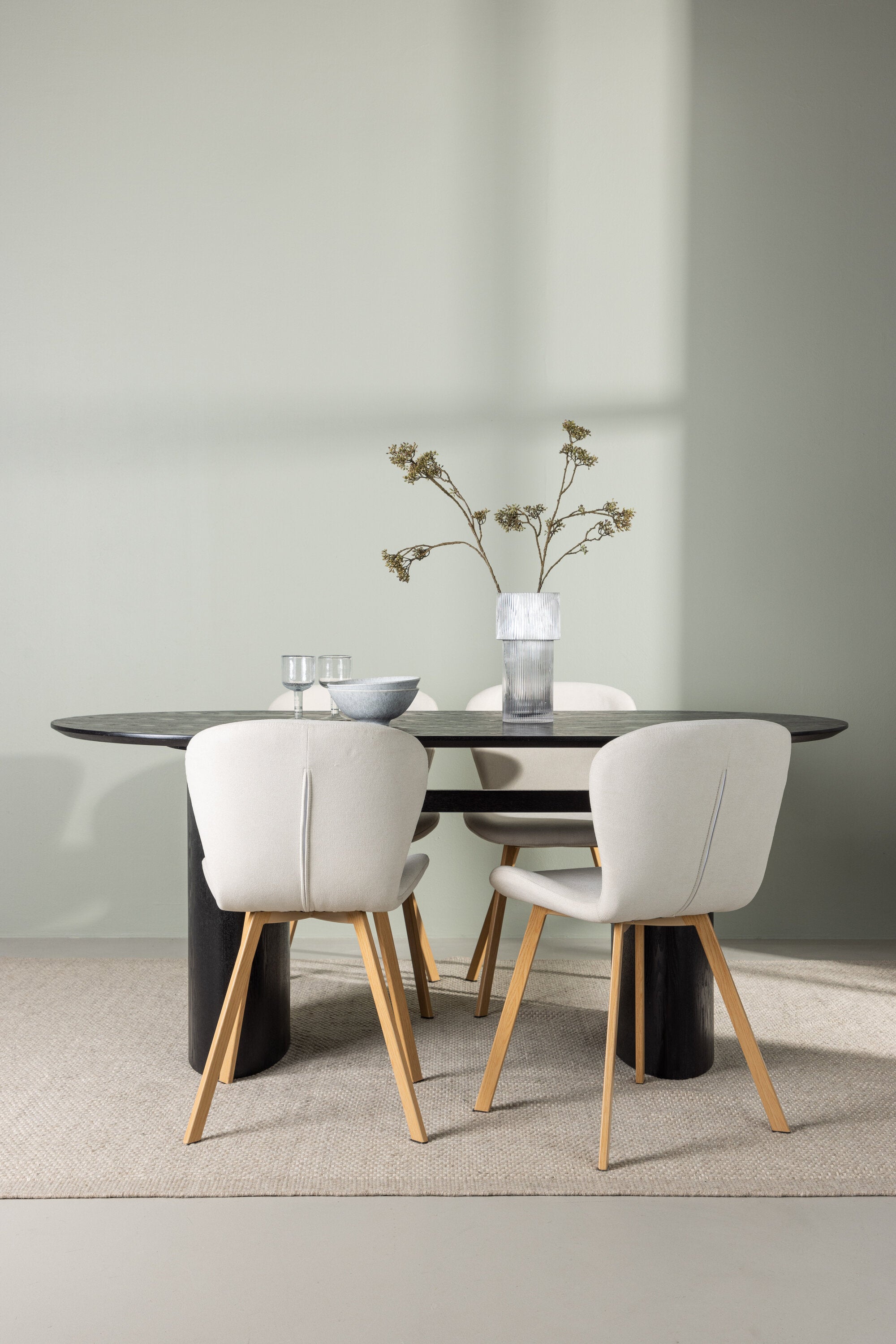 Isolde Esszimmerset + Lilja 180cm/4St. in Beige, Natur präsentiert im Onlineshop von KAQTU Design AG. Esszimmerset ist von Venture Home