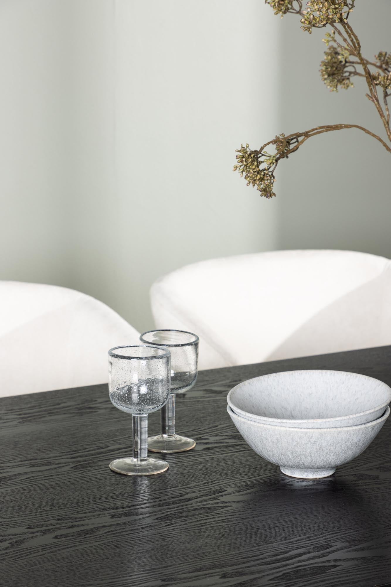 Isolde Esszimmerset: Skandinavische Eleganz für Ihr Zuhause.