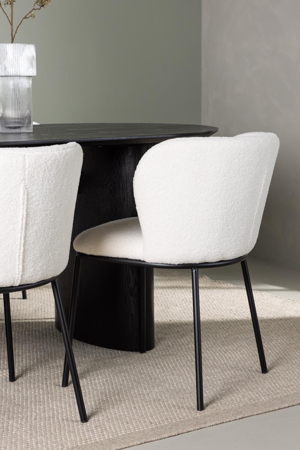 Isolde Esszimmerset + Edina 180cm/4St. in Schwarz-Weiss präsentiert im Onlineshop von KAQTU Design AG. Esszimmerset ist von Venture Home