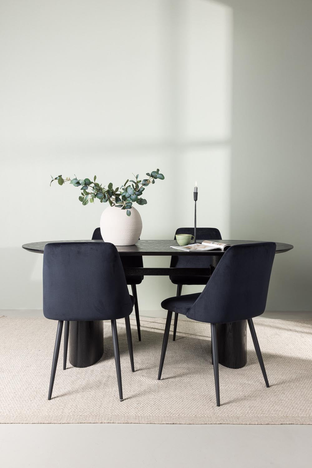 Isolde Esszimmerset + Night 180cm/4St. in Schwarz präsentiert im Onlineshop von KAQTU Design AG. Esszimmerset ist von Venture Home