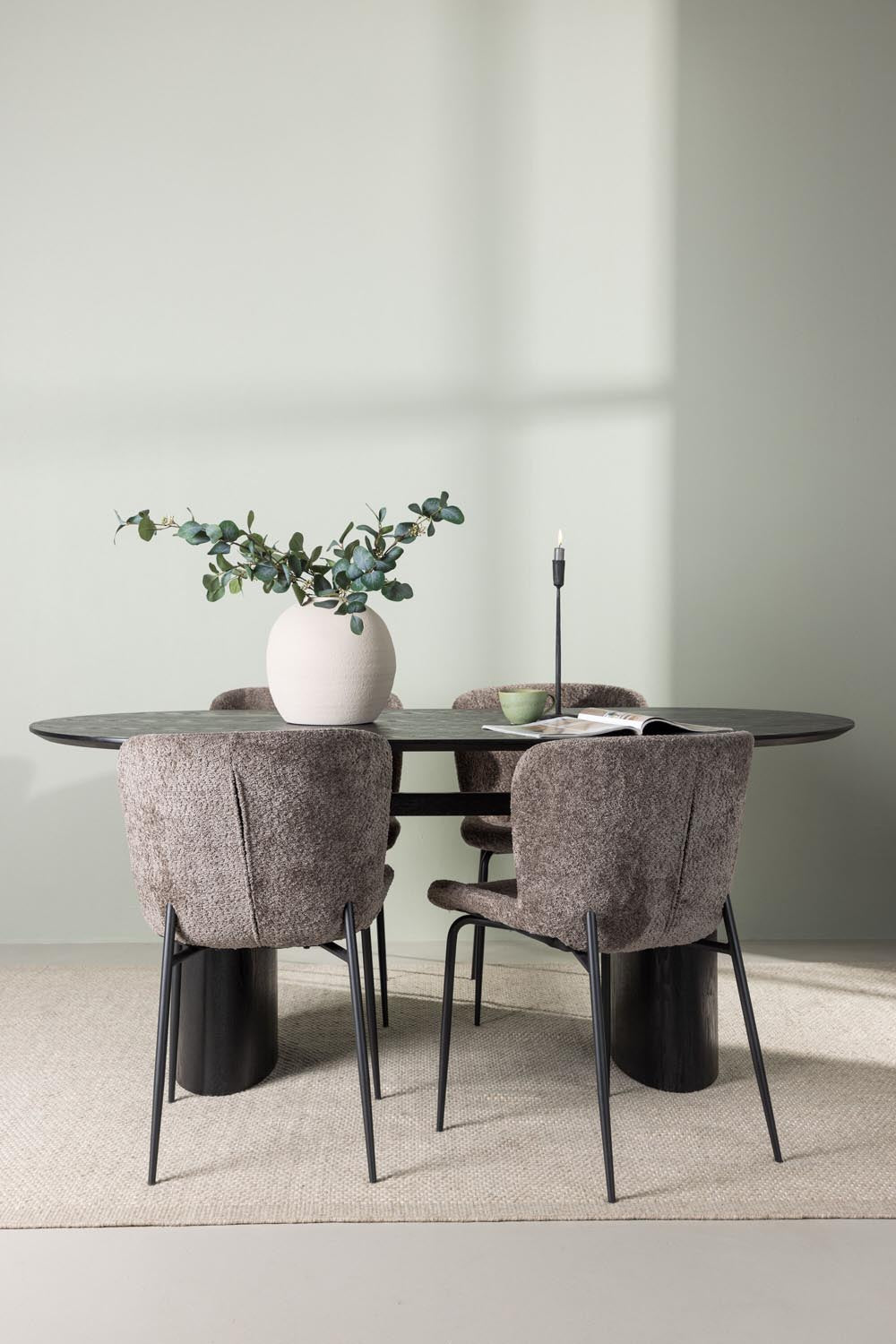 Isolde Esszimmerset + Modesto 180cm/4St. in Schwarz, Dunkelgrau präsentiert im Onlineshop von KAQTU Design AG. Esszimmerset ist von Venture Home
