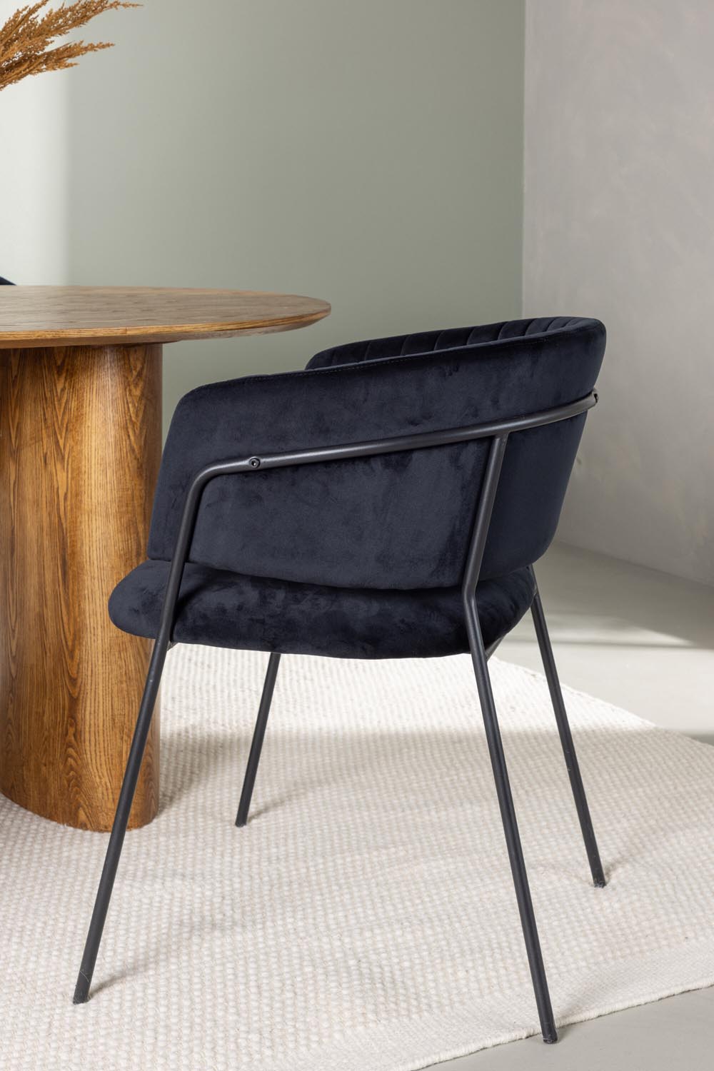 Isolde Esszimmerset + Selma 180cm/4St. in Natur / Schwarz präsentiert im Onlineshop von KAQTU Design AG. Esszimmerset ist von Venture Home