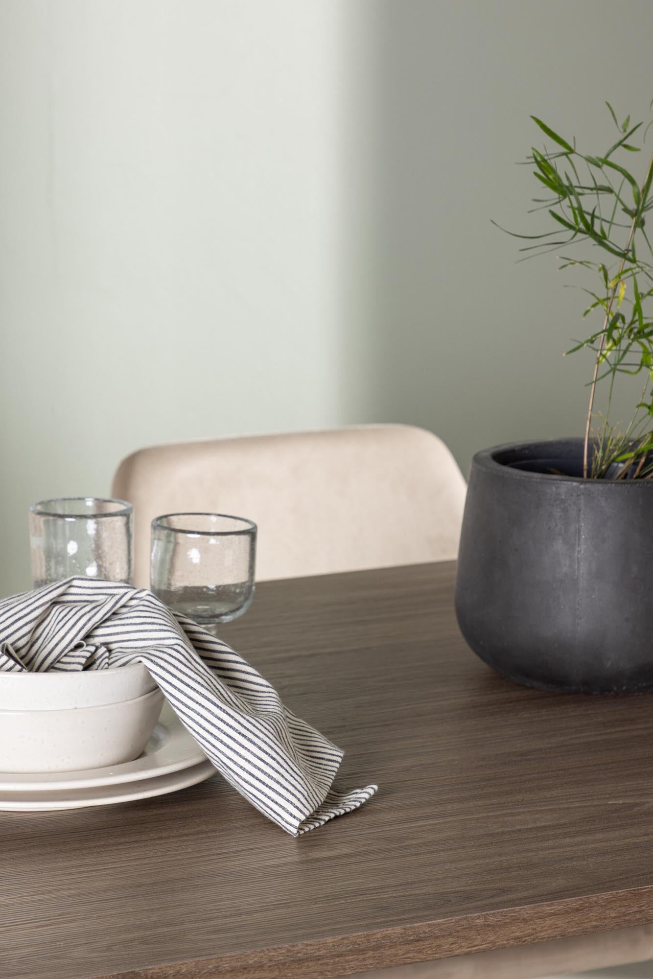 Stilvolles Andy Esszimmerset 180cm mit 4 Stühlen von Venture Home.