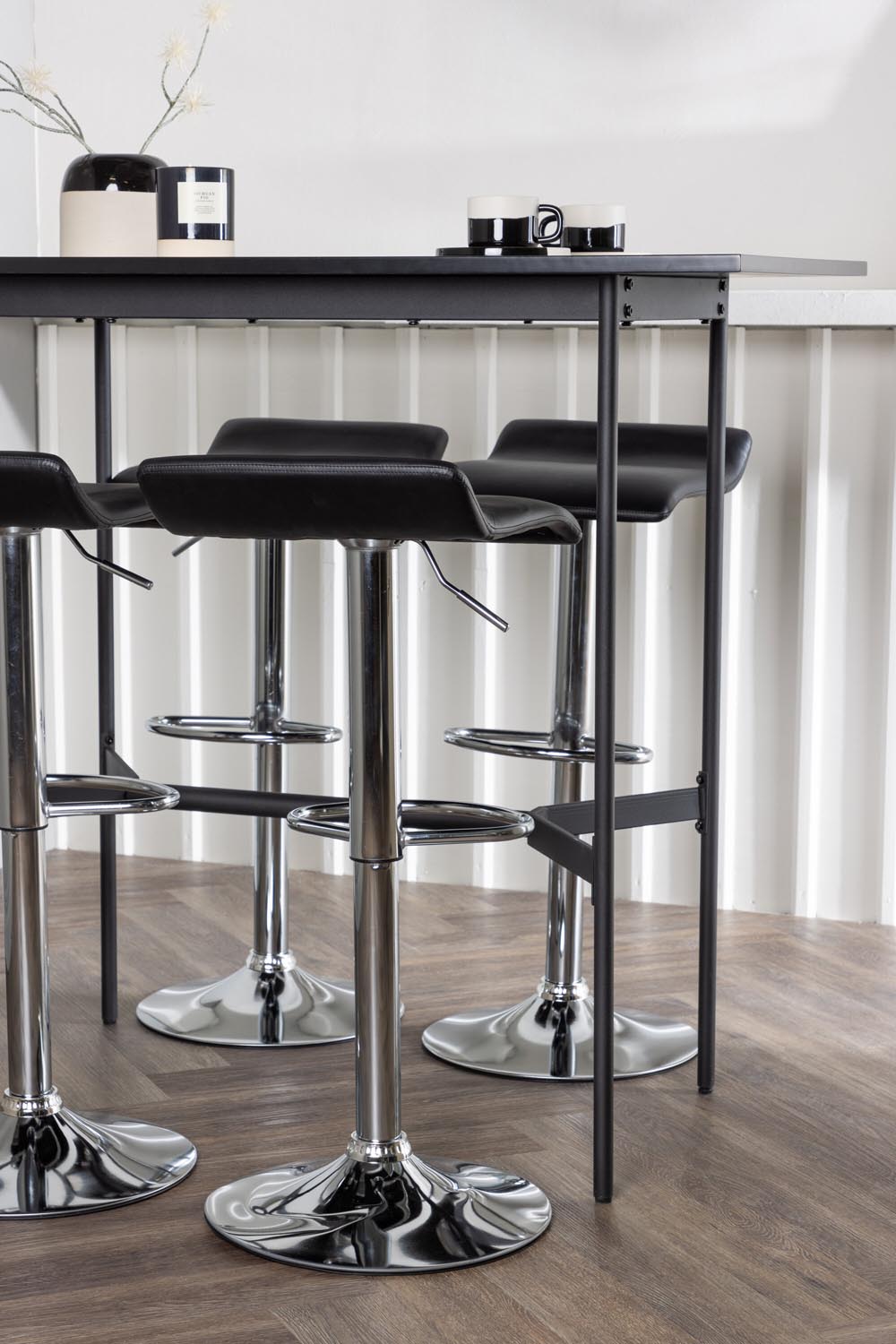 Barset Rax + Jonna 120cm/4St. in Schwarzes Silber präsentiert im Onlineshop von KAQTU Design AG. Bartischset ist von Venture Home