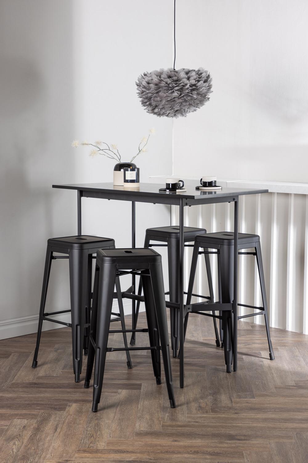 Barset Rax + Tempe 120cm/4St. Tief in Schwarz präsentiert im Onlineshop von KAQTU Design AG. Bartischset ist von Venture Home