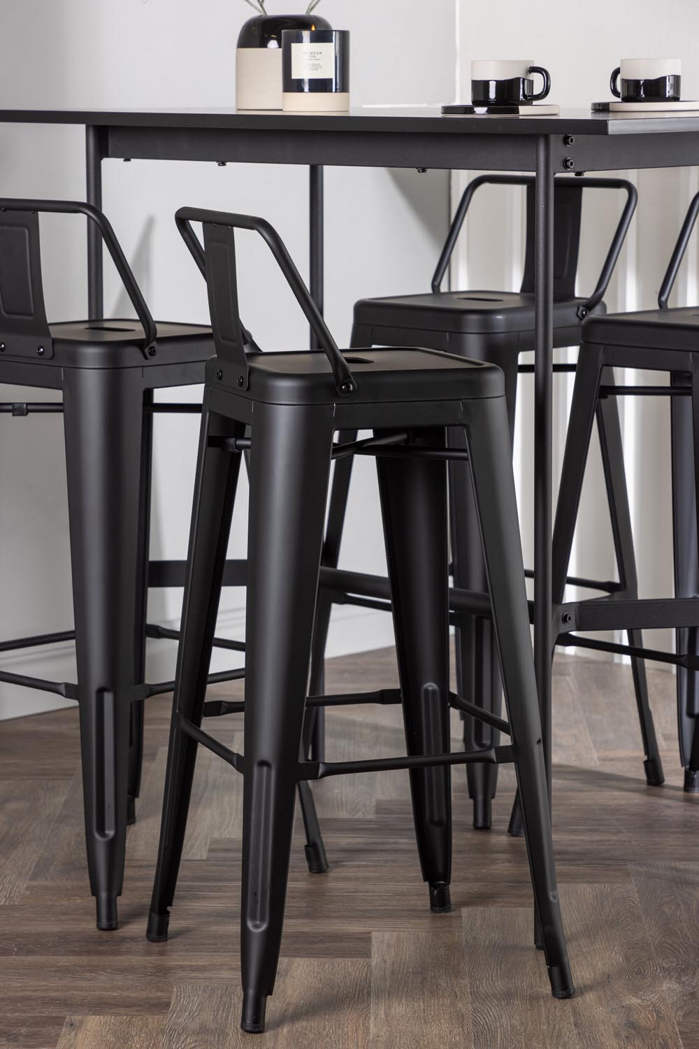 Barset Rax + Tempe 120cm/4St. Hoch in Schwarz präsentiert im Onlineshop von KAQTU Design AG. Bartischset ist von Venture Home