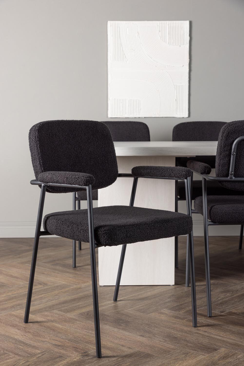Olga Esszimmerset + Yesterday 200cm/6St. in Schwarz präsentiert im Onlineshop von KAQTU Design AG. Esszimmerset ist von Venture Home