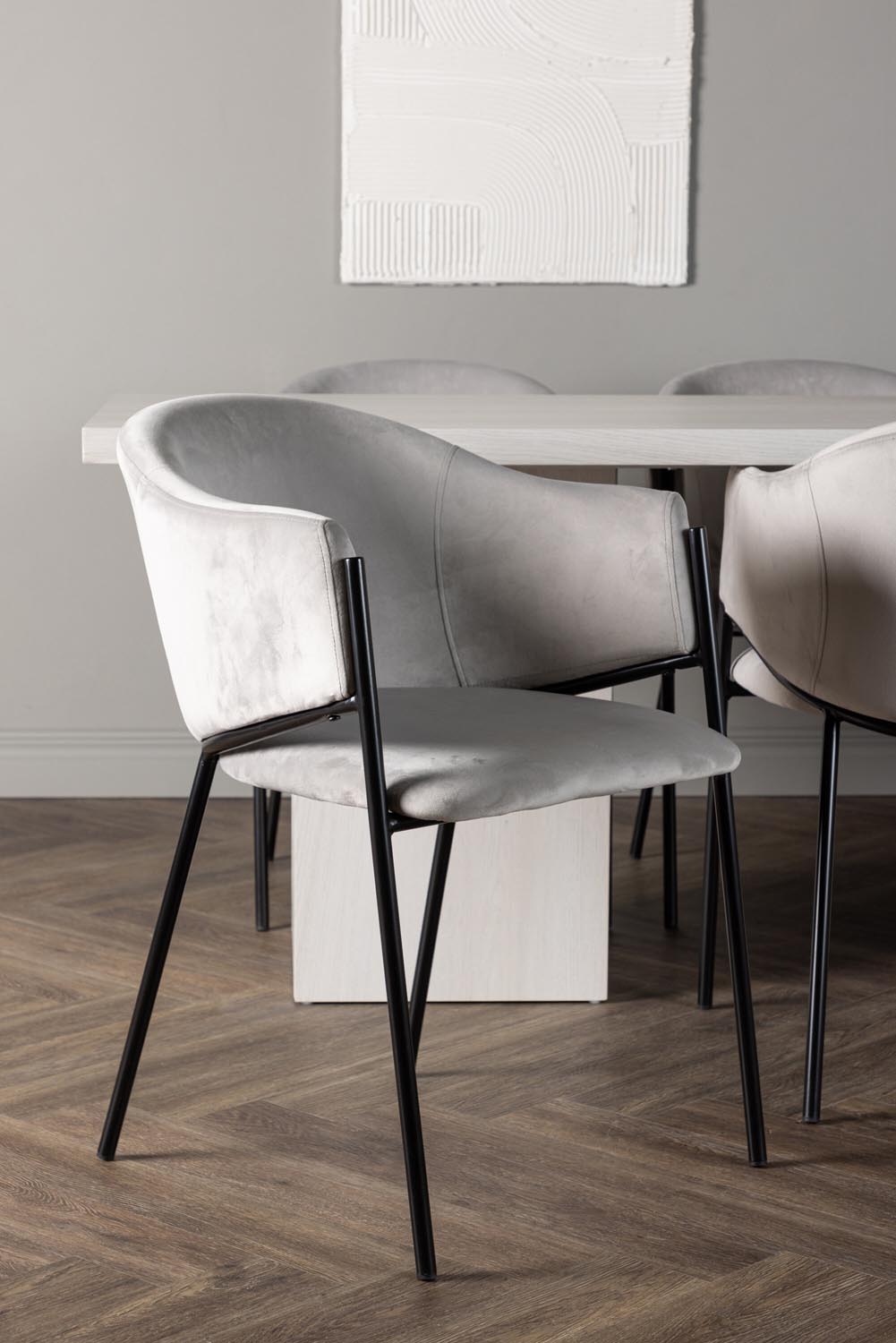 Olga Esszimmerset + Evelina 200cm/6St. in Schwarzgrau präsentiert im Onlineshop von KAQTU Design AG. Esszimmerset ist von Venture Home