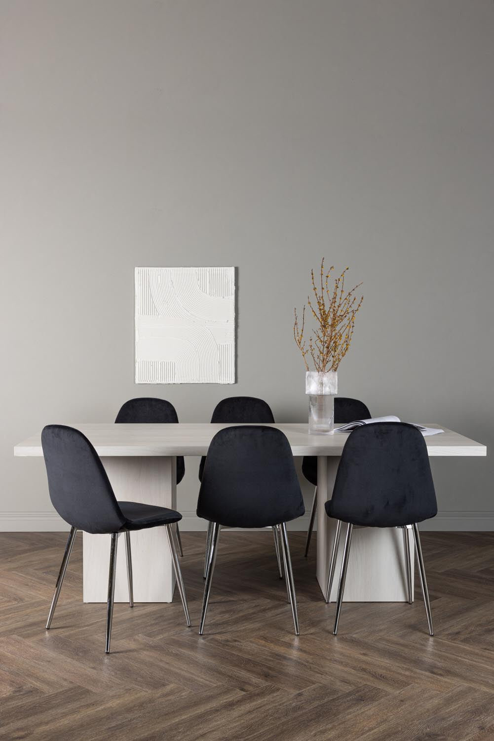 Olga Esszimmerset + Polar 200cm/6St. in Schwarzes Silber präsentiert im Onlineshop von KAQTU Design AG. Esszimmerset ist von Venture Home
