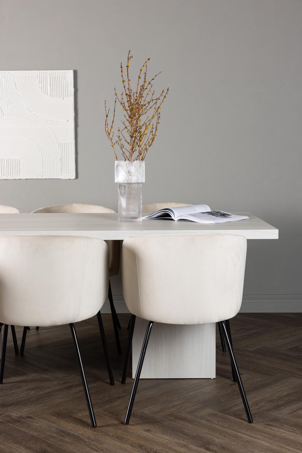 Olga Esszimmerset + Berit 200cm/6St. in Beige, Schwarz präsentiert im Onlineshop von KAQTU Design AG. Esszimmerset ist von Venture Home