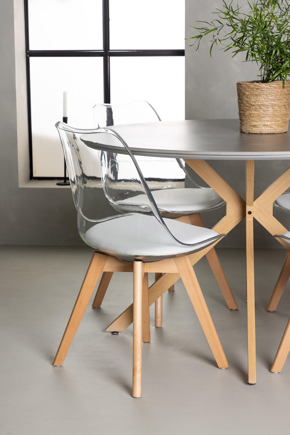 Piazza Esszimmerset + Edvin ⌀120cm/4St. in Natur,Transparent,Weiss präsentiert im Onlineshop von KAQTU Design AG. Esszimmerset ist von Venture Home