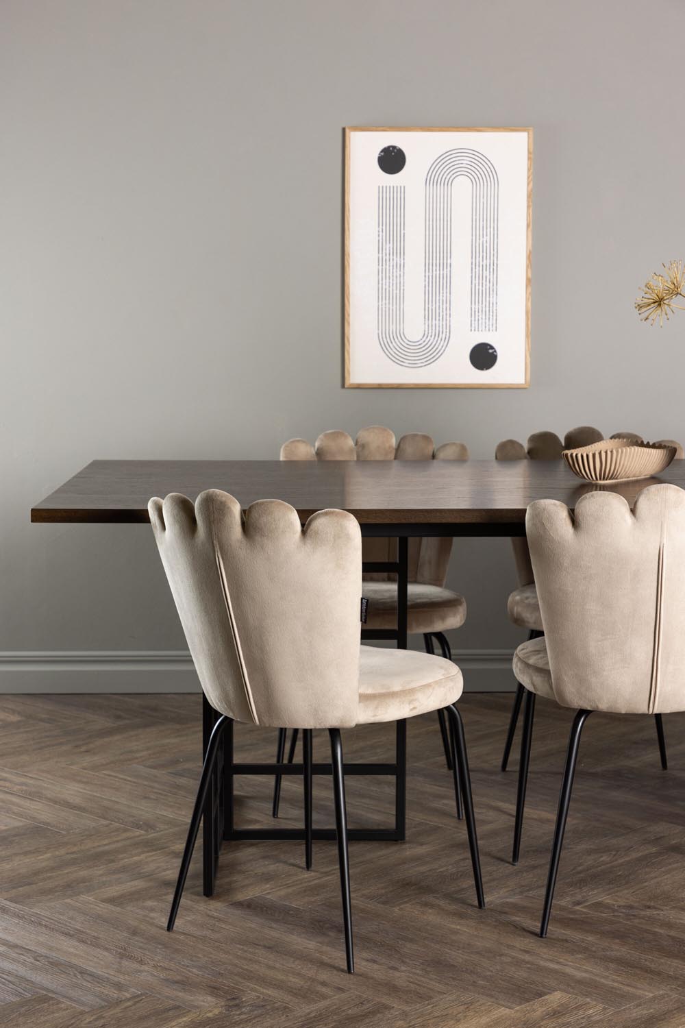 Ystad Esszimmerset + Limhamn 220cm/6St. in Braun / Beige / Schwarz präsentiert im Onlineshop von KAQTU Design AG. Esszimmerset ist von Venture Home
