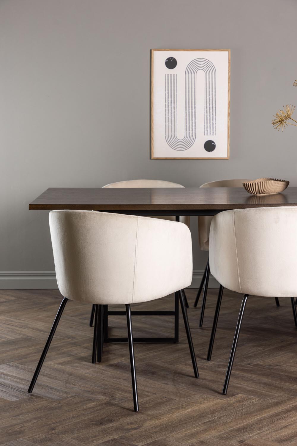 Ystad Esszimmerset + Berit 220cm/6St. in Braun / Beige / Schwarz präsentiert im Onlineshop von KAQTU Design AG. Esszimmerset ist von Venture Home