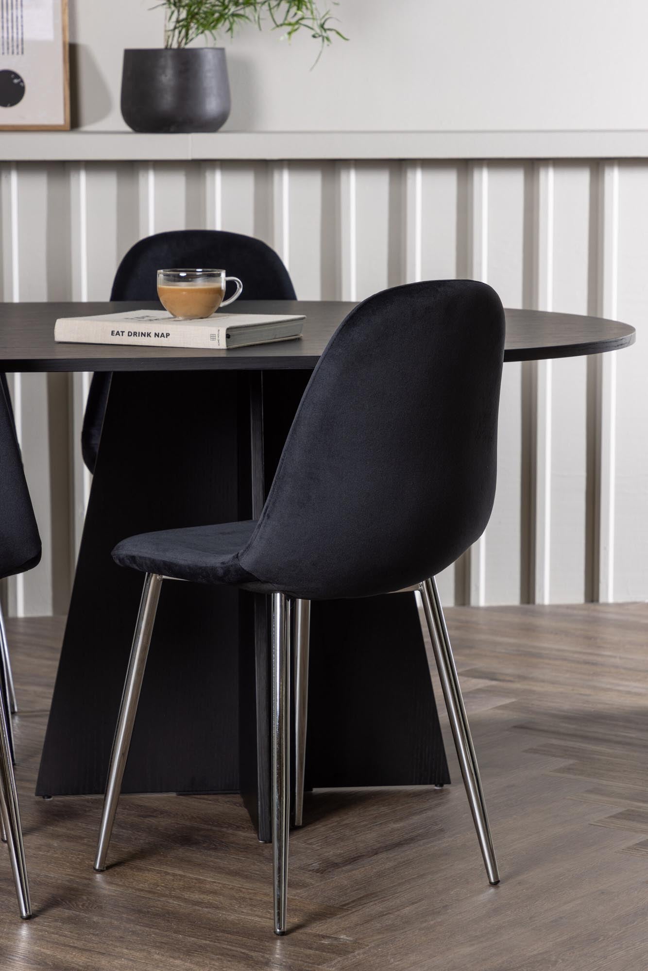 Modernes Bootcut Esszimmerset 230cm für gesellige Runden.