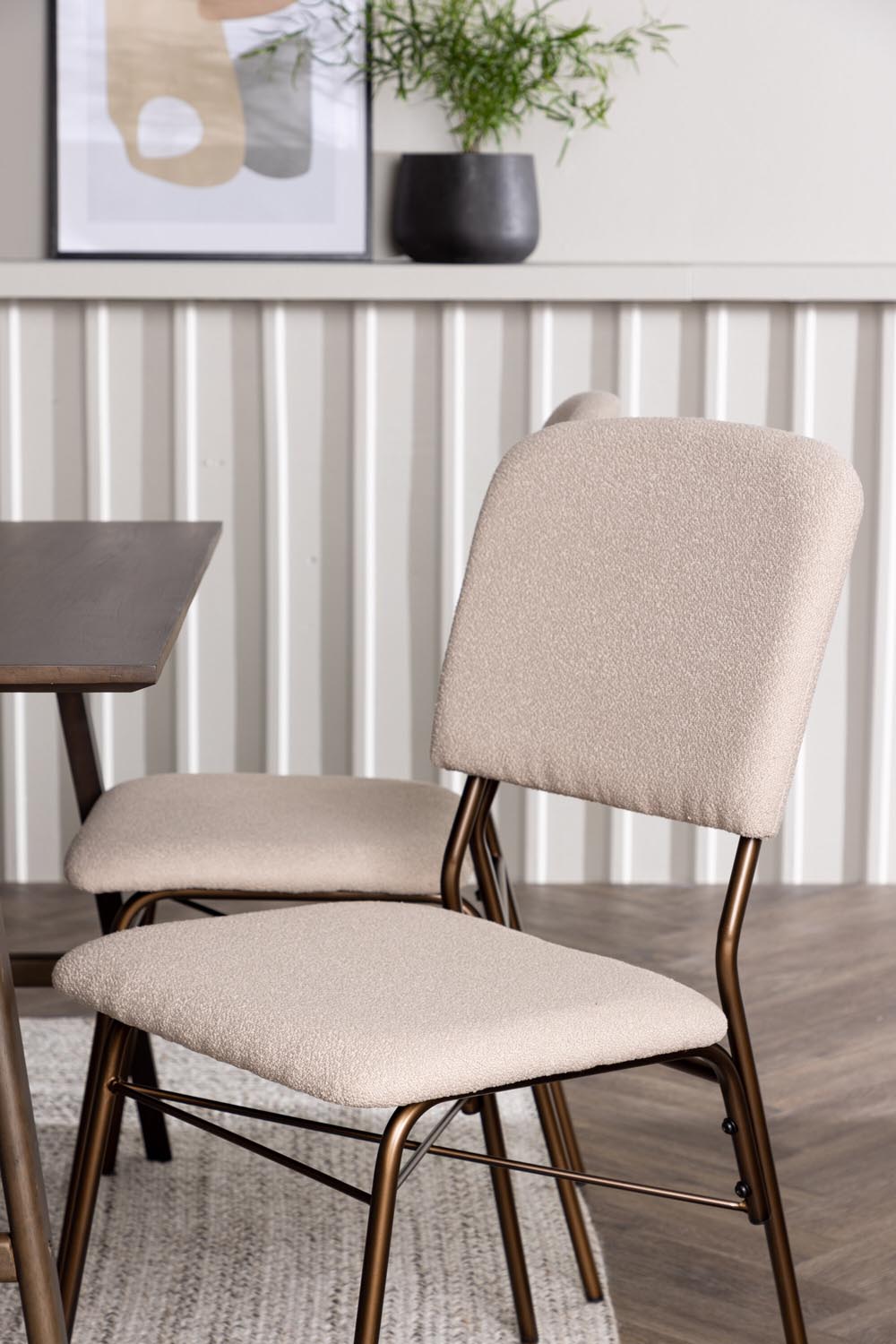 Kaseindon Esszimmerset + Seda 120cm/4St. in Beige, Braun präsentiert im Onlineshop von KAQTU Design AG. Esszimmerset ist von Venture Home