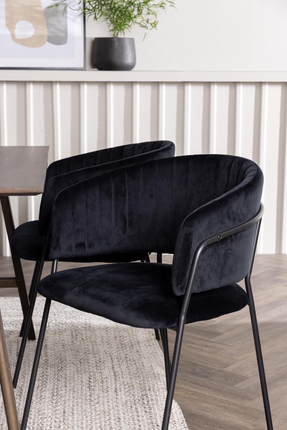 Kaseindon Esszimmerset + Selma 120cm/4St. in Schwarz präsentiert im Onlineshop von KAQTU Design AG. Esszimmerset ist von Venture Home