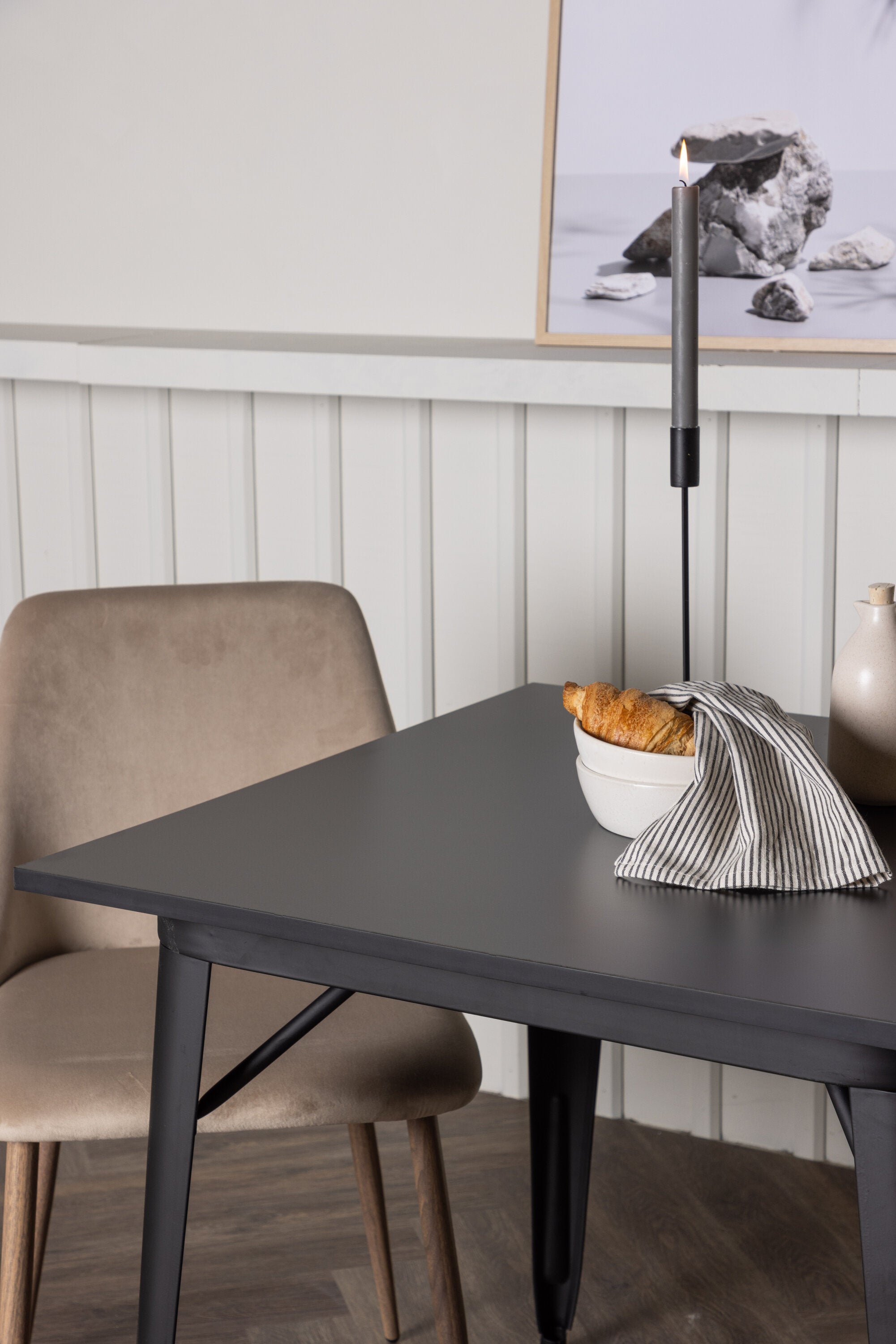 Tempe Esszimmerset + Night 80cm/2St. in Braun, Walnuss präsentiert im Onlineshop von KAQTU Design AG. Esszimmerset ist von Venture Home