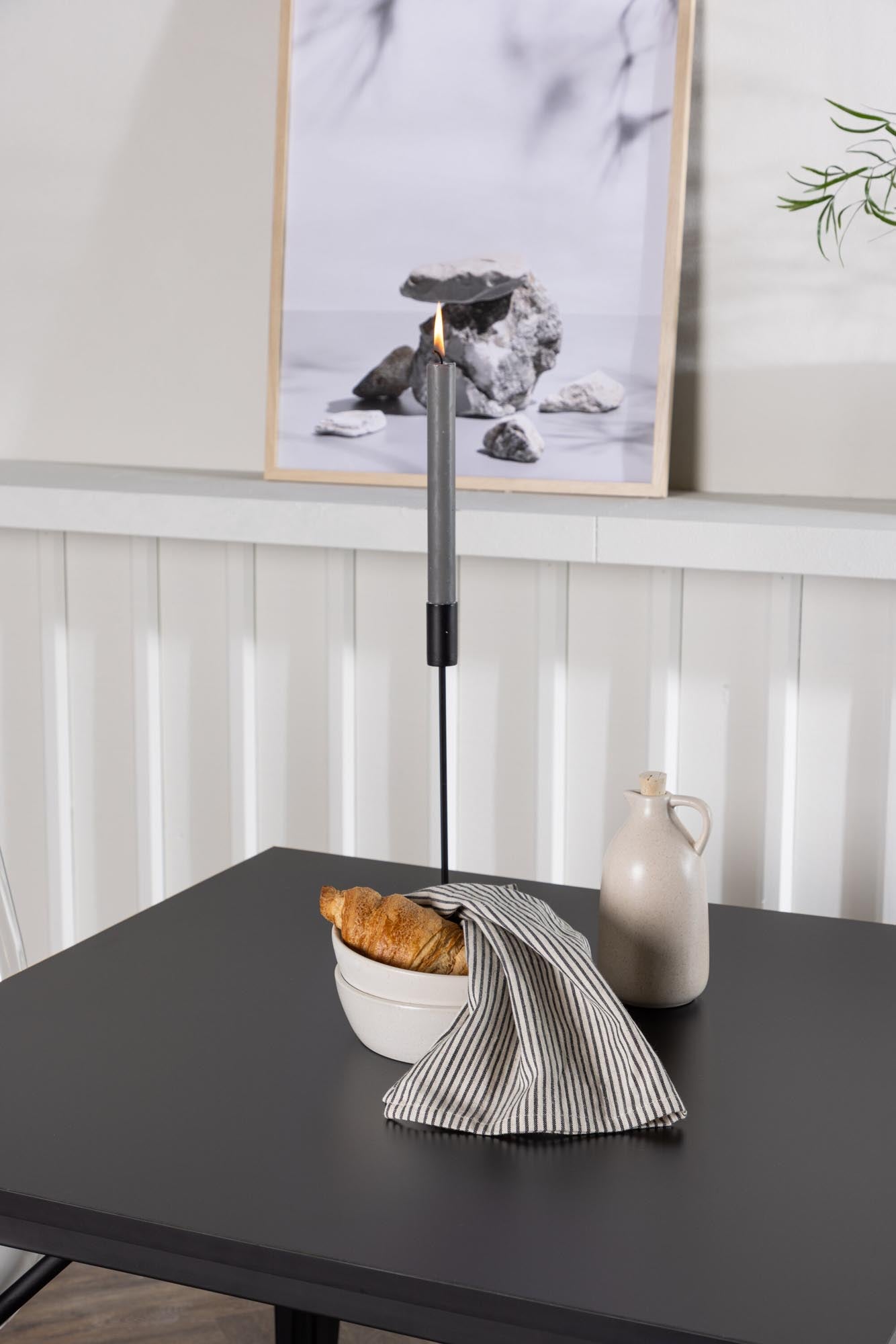 Modernes Esszimmerset Tempe mit quadratischem 80x80 cm Tisch und 2 Edvin-Stühlen. Stilvoll, funktional und perfekt für gesellige Runden.