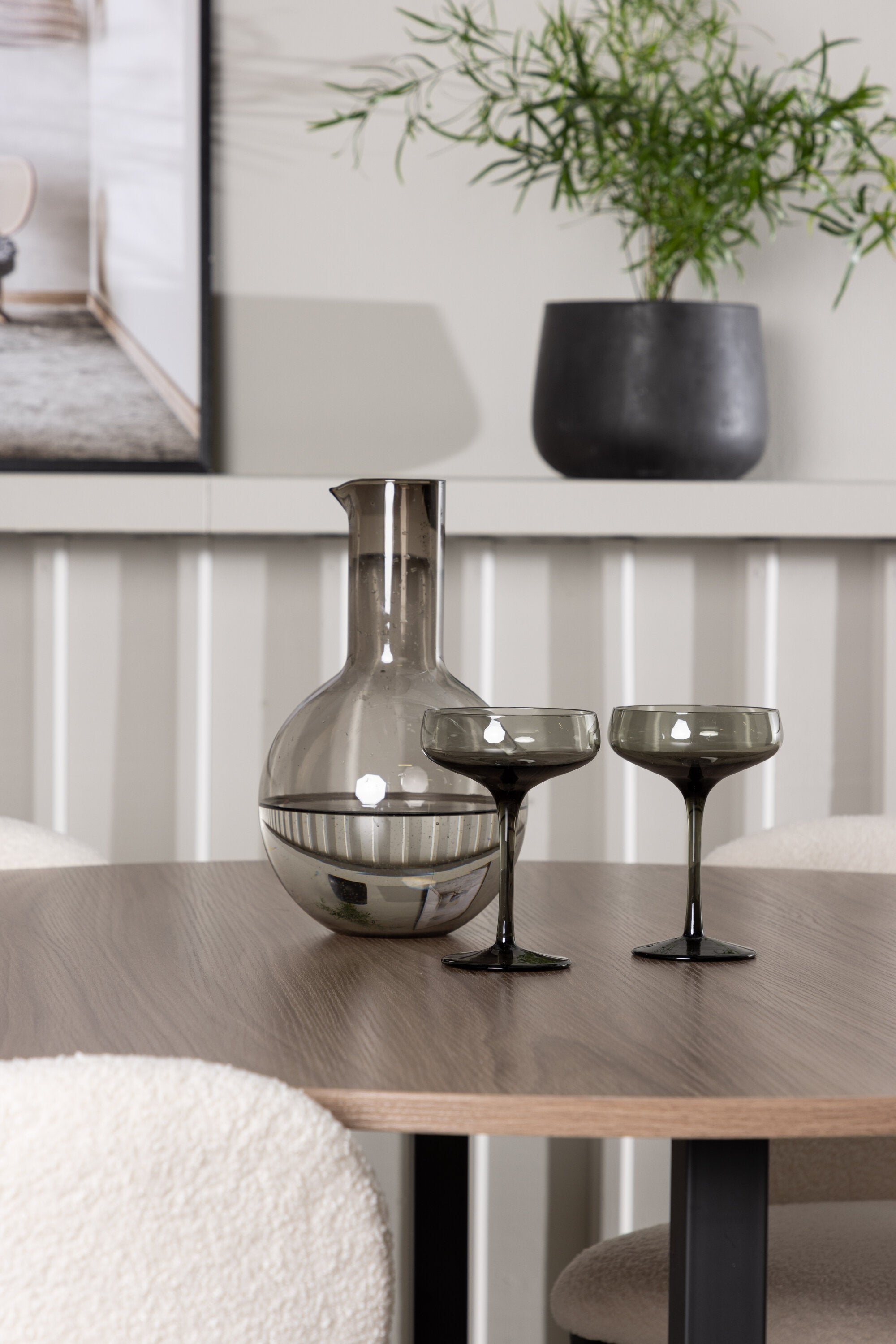 Durango Esszimmerset + Edina ⌀120cm/4St. in Schwarz-Weiss präsentiert im Onlineshop von KAQTU Design AG. Esszimmerset ist von Venture Home