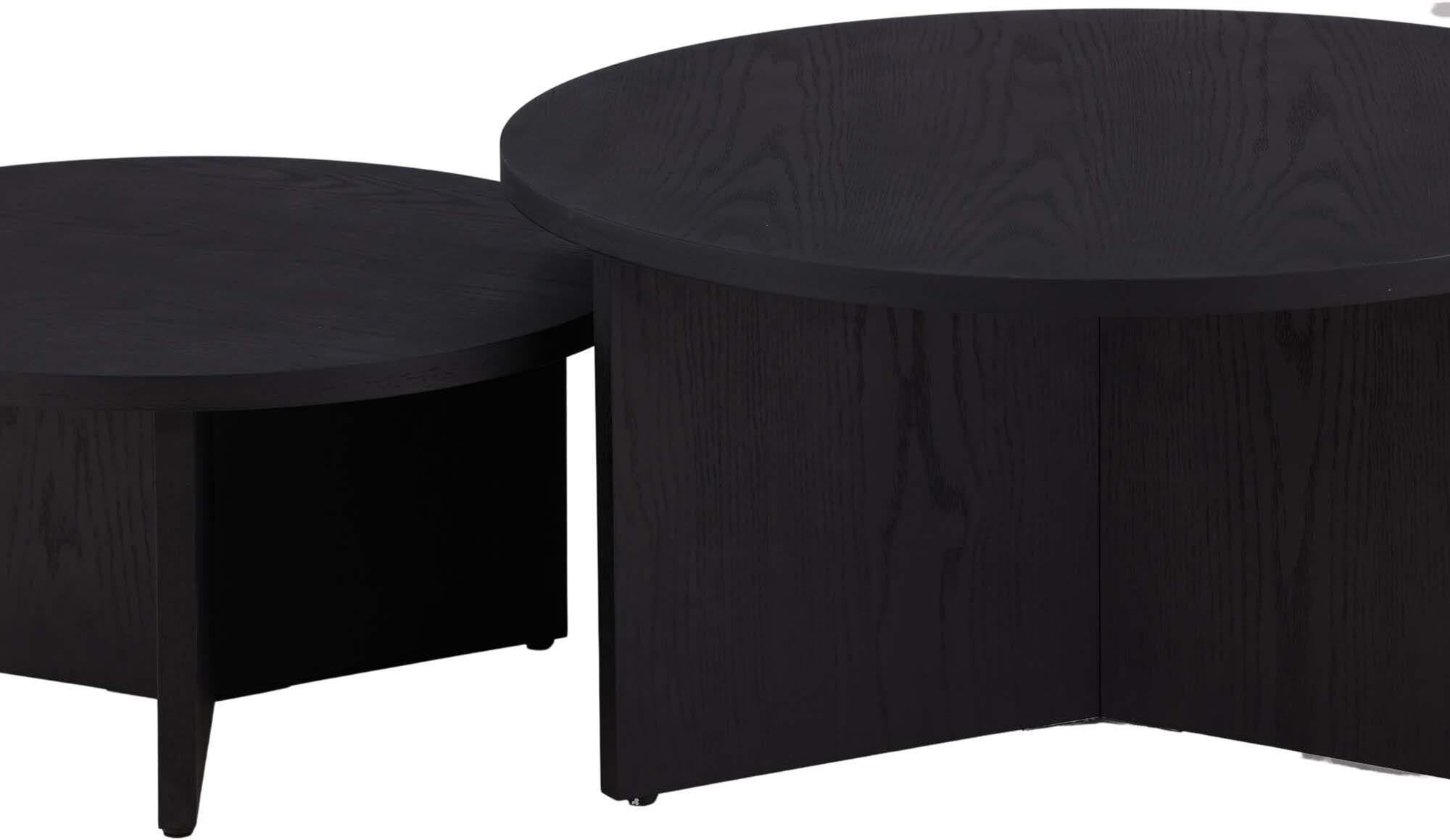 Moderner Saltö Couchtisch von Venture Home für stilvolle Wohnräume.