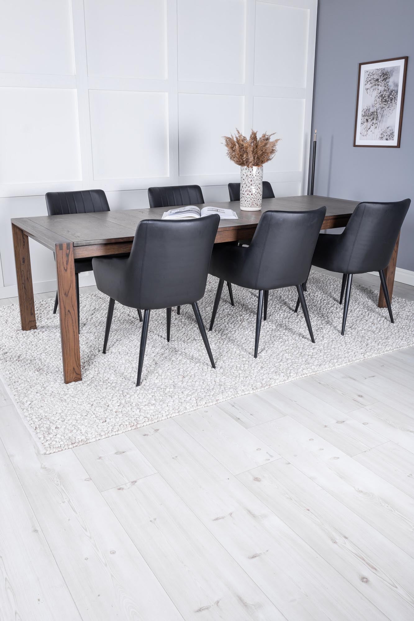 Modernes Esszimmer Set Slider mit Stuhl Comfort von Venture Home.