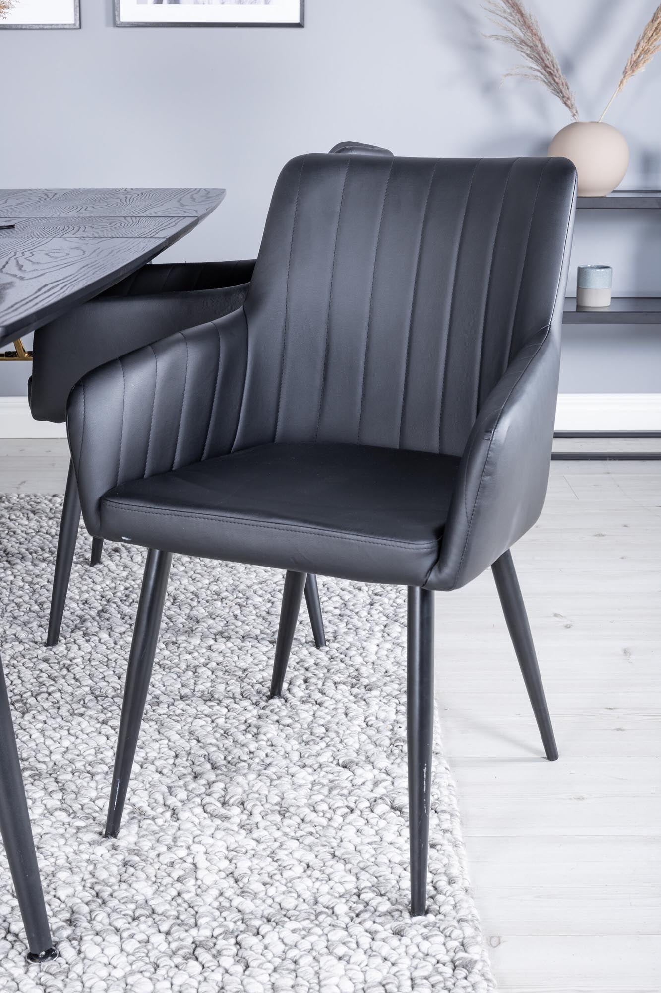Esszimmer Set Gold mit Stuhl Comfort in Schwarz Schwarz präsentiert im Onlineshop von KAQTU Design AG. Esszimmerset ist von Venture Home