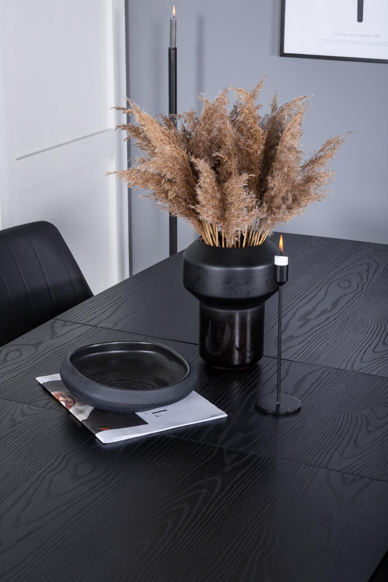 Elegantes Esszimmer Set Gold mit bequemen Stühlen von Venture Home.