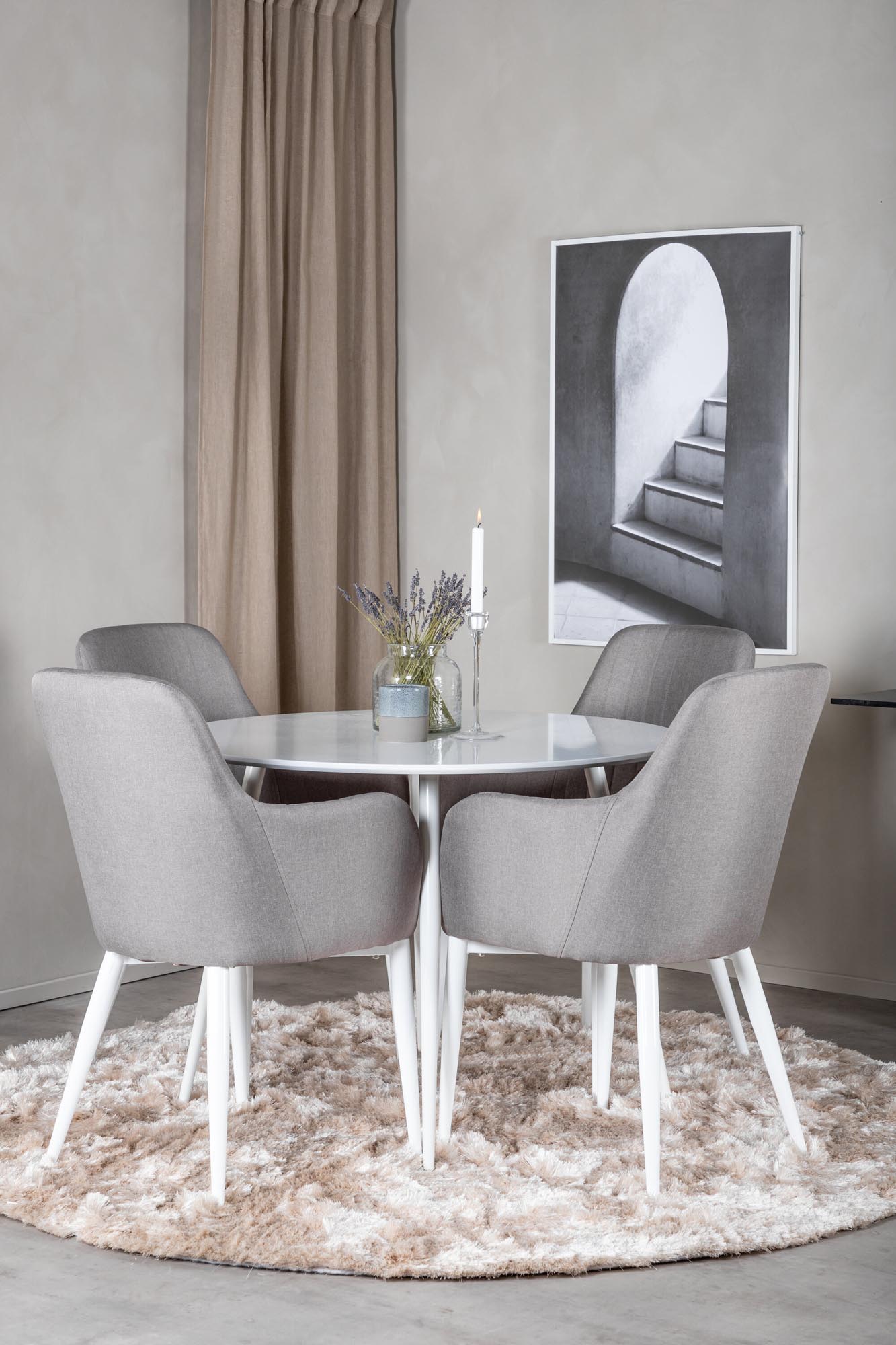Esszimmer Set Plaza mit Stuhl Comfort in Weiss/Grau/Weiss präsentiert im Onlineshop von KAQTU Design AG. Esszimmerset ist von Venture Home