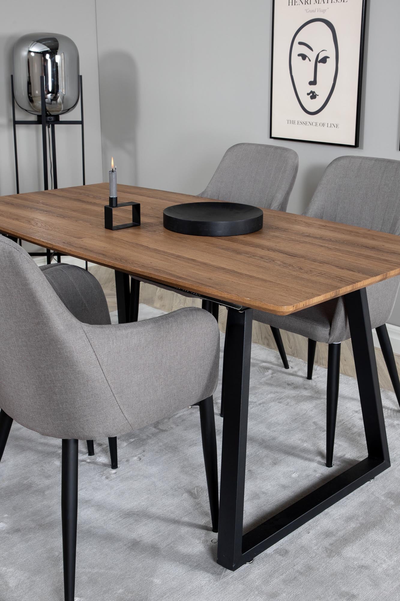 Esszimmer Set Inca mit Stuhl Comfort in Natur/Schwarz/Grau präsentiert im Onlineshop von KAQTU Design AG. Esszimmerset ist von Venture Home