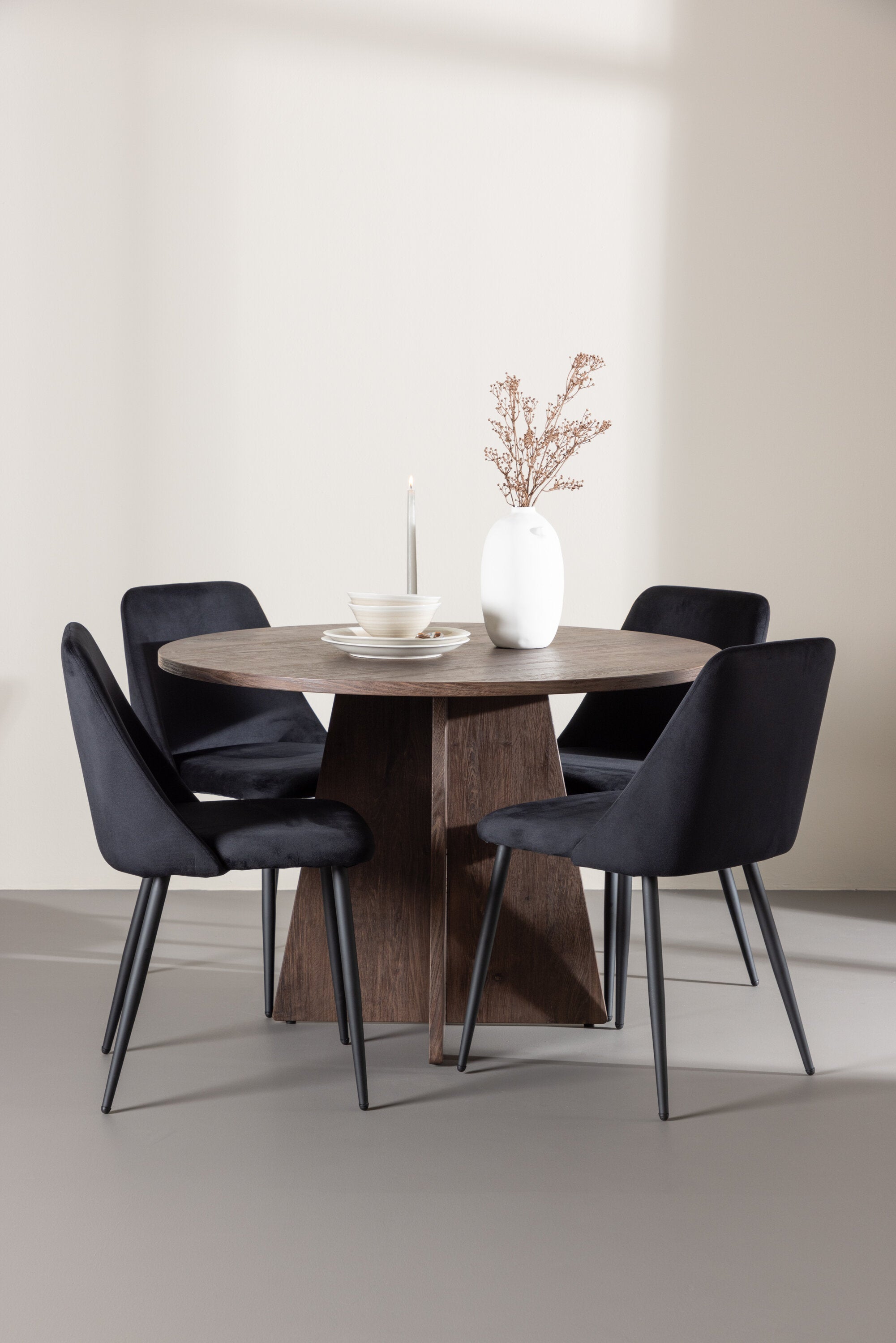 Bootcut Esszimmertisch mit Night Stühlen in präsentiert im Onlineshop von KAQTU Design AG. Bartischset ist von Venture Home