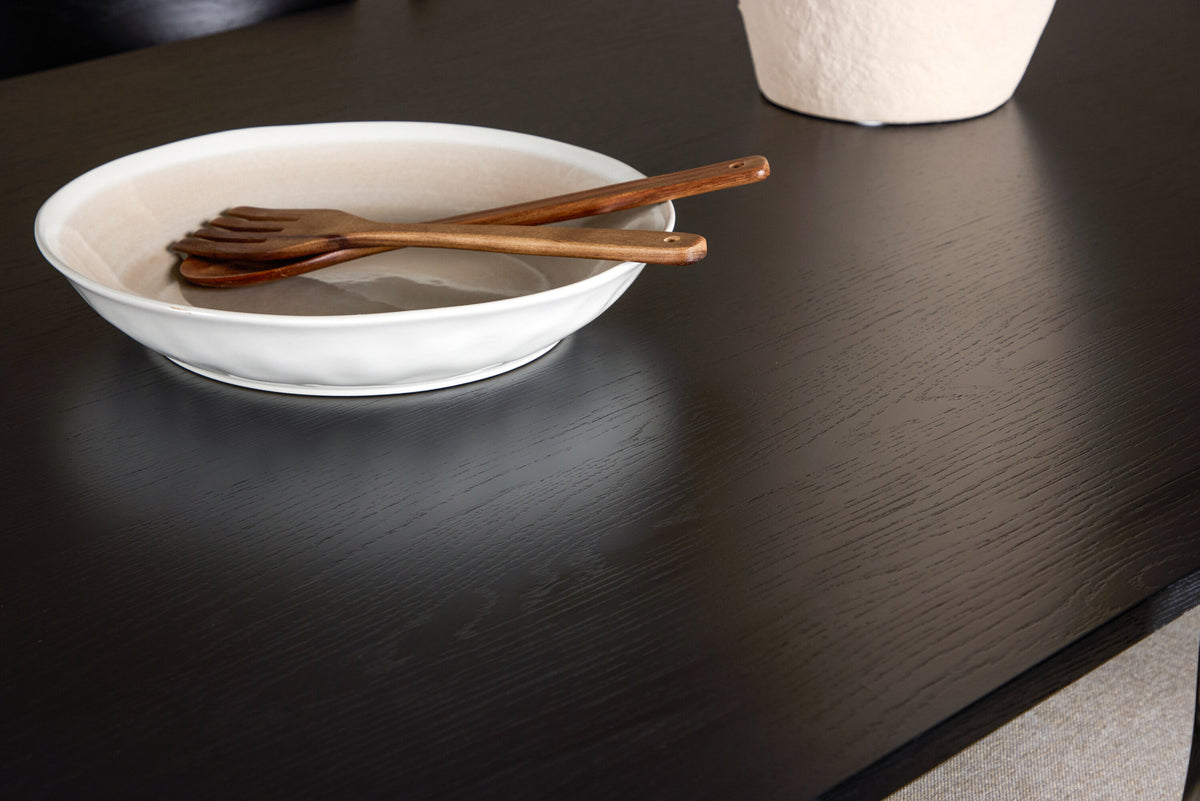 Tyresö Esstisch mit Ven Stühlen in Schwarz präsentiert im Onlineshop von KAQTU Design AG. Esszimmerset ist von Venture Home