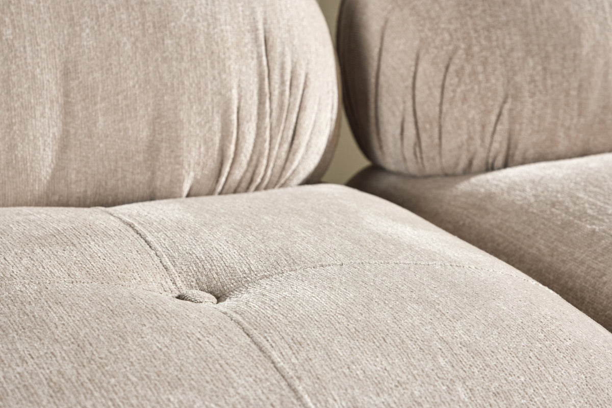 Mika Corner Sofa in Beige präsentiert im Onlineshop von KAQTU Design AG. Ecksofa ist von Venture Home