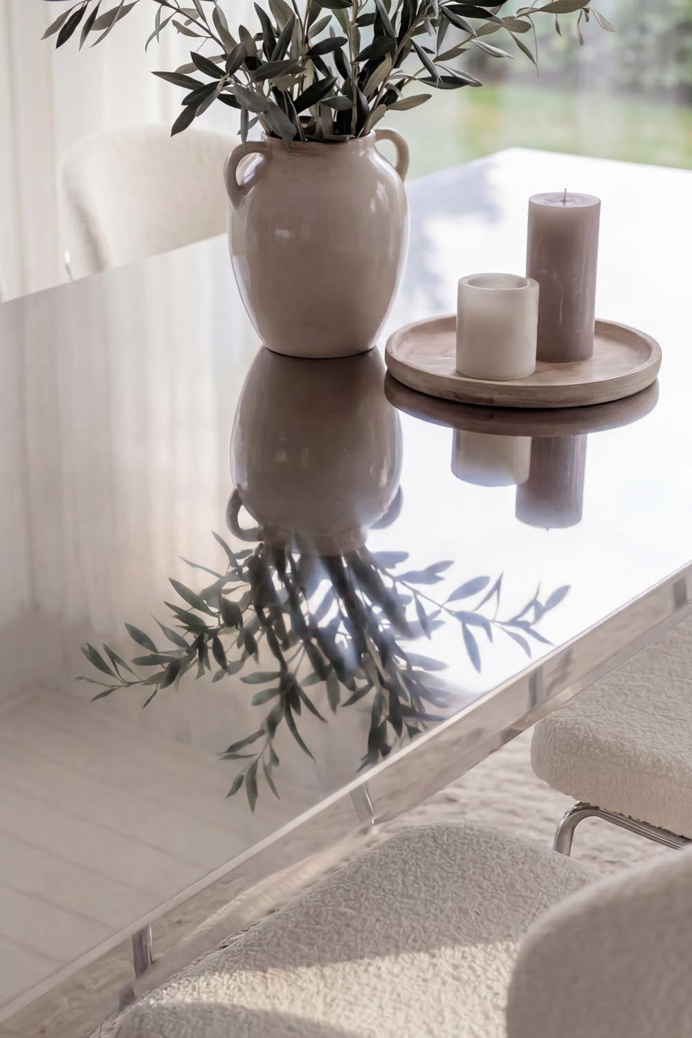 Cilo Dining Set mit Stühlen Chico in präsentiert im Onlineshop von KAQTU Design AG. Esszimmerset ist von Venture Home