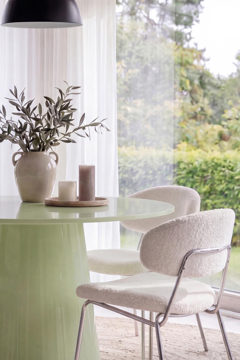 Lanzo Essgruppe mit Stühlen Chico in präsentiert im Onlineshop von KAQTU Design AG. Bartischset ist von Venture Home