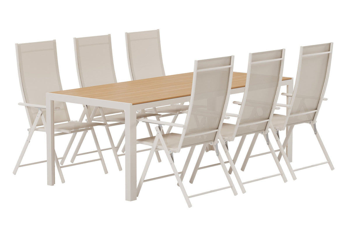 Esstisch mit Levanzo Stühlen in Beige präsentiert im Onlineshop von KAQTU Design AG. Gartentischset ist von Venture Home