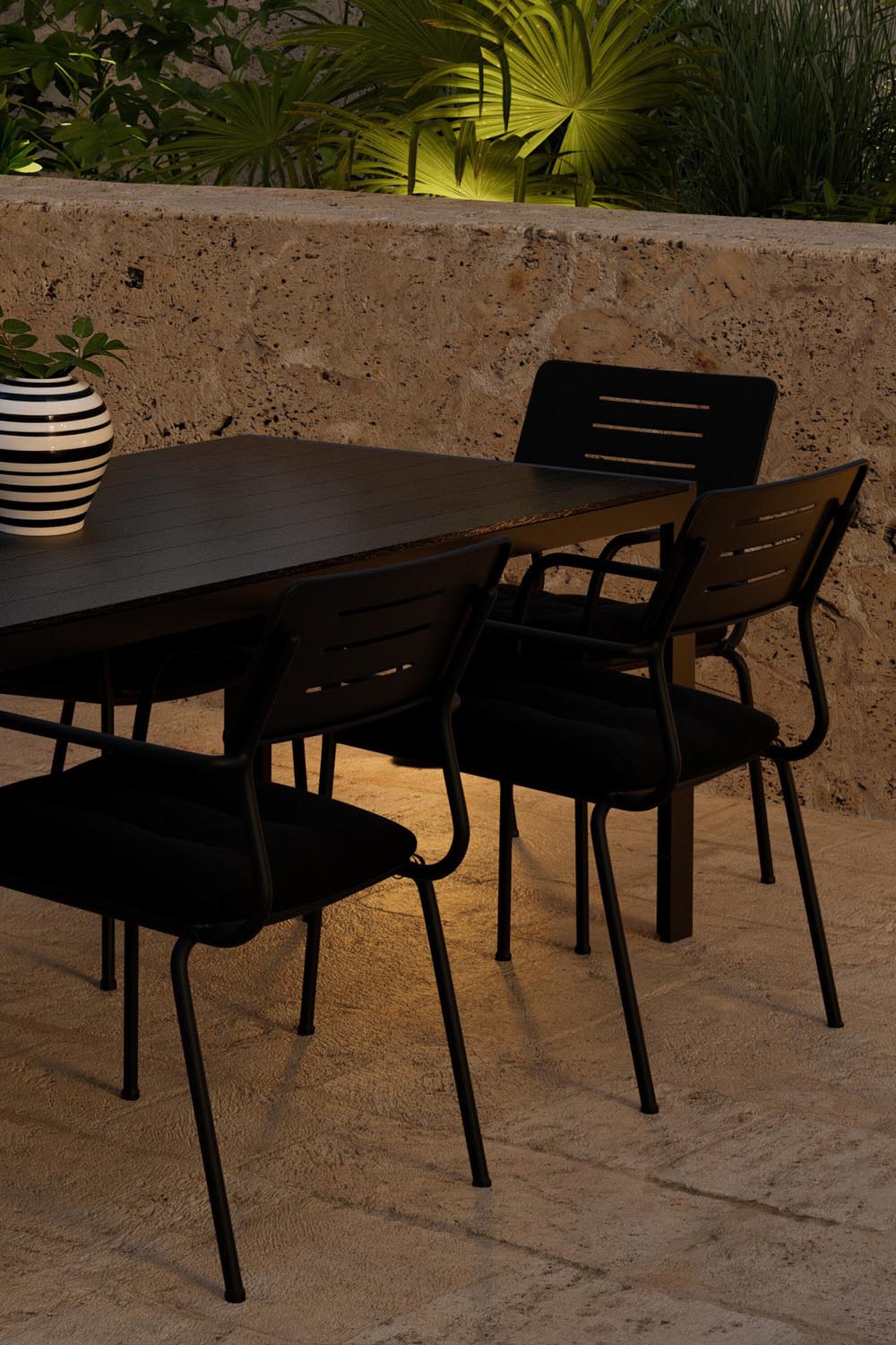 Esszimmertisch mit Nicke Stühlen in präsentiert im Onlineshop von KAQTU Design AG. Gartentischset ist von Venture Home