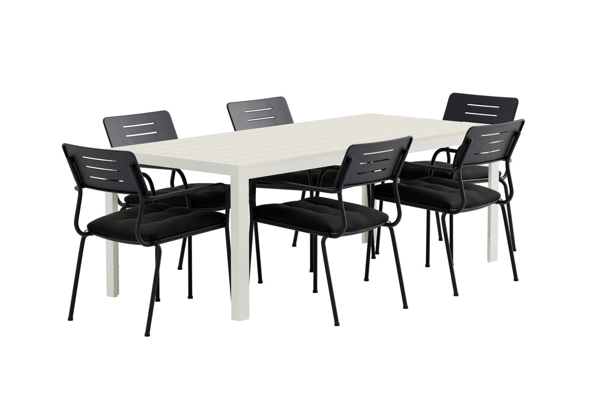 Tisch Mirko mit Stühlen Nicke in Schwarz präsentiert im Onlineshop von KAQTU Design AG. Gartentischset ist von Venture Home