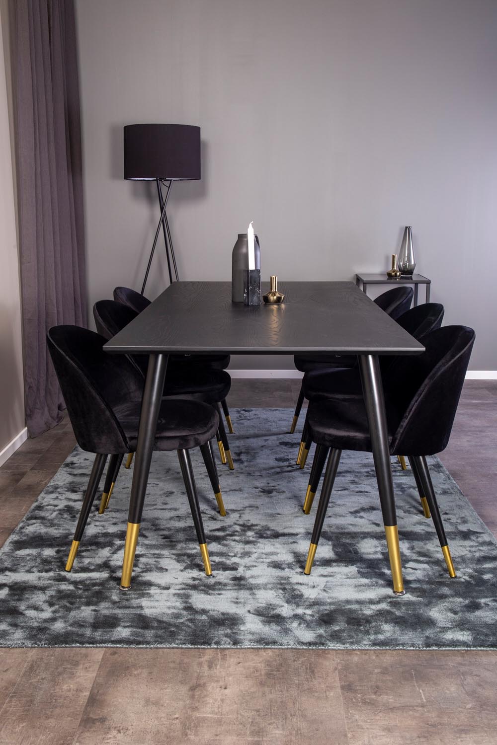 Dipp Esszimmerset + Velvet 180cm/6St. in Schwarz / Gold präsentiert im Onlineshop von KAQTU Design AG. Esszimmerset ist von Venture Home