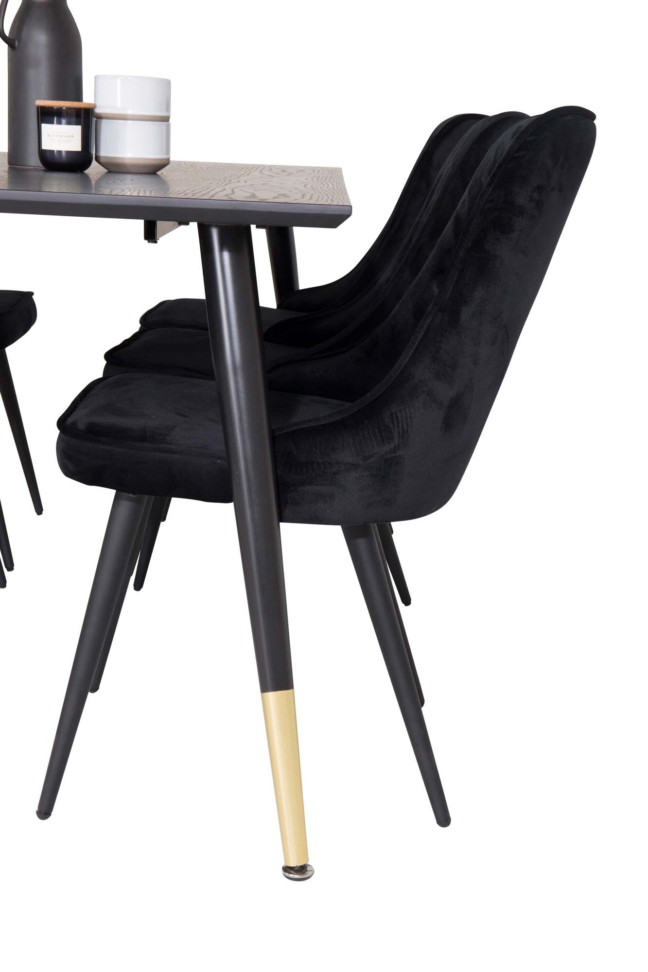 Elegantes Dipp Esszimmerset 180cm mit 6 komfortablen Velvet Deluxe Stühlen. Perfekt für Familienessen und festliche Anlässe.