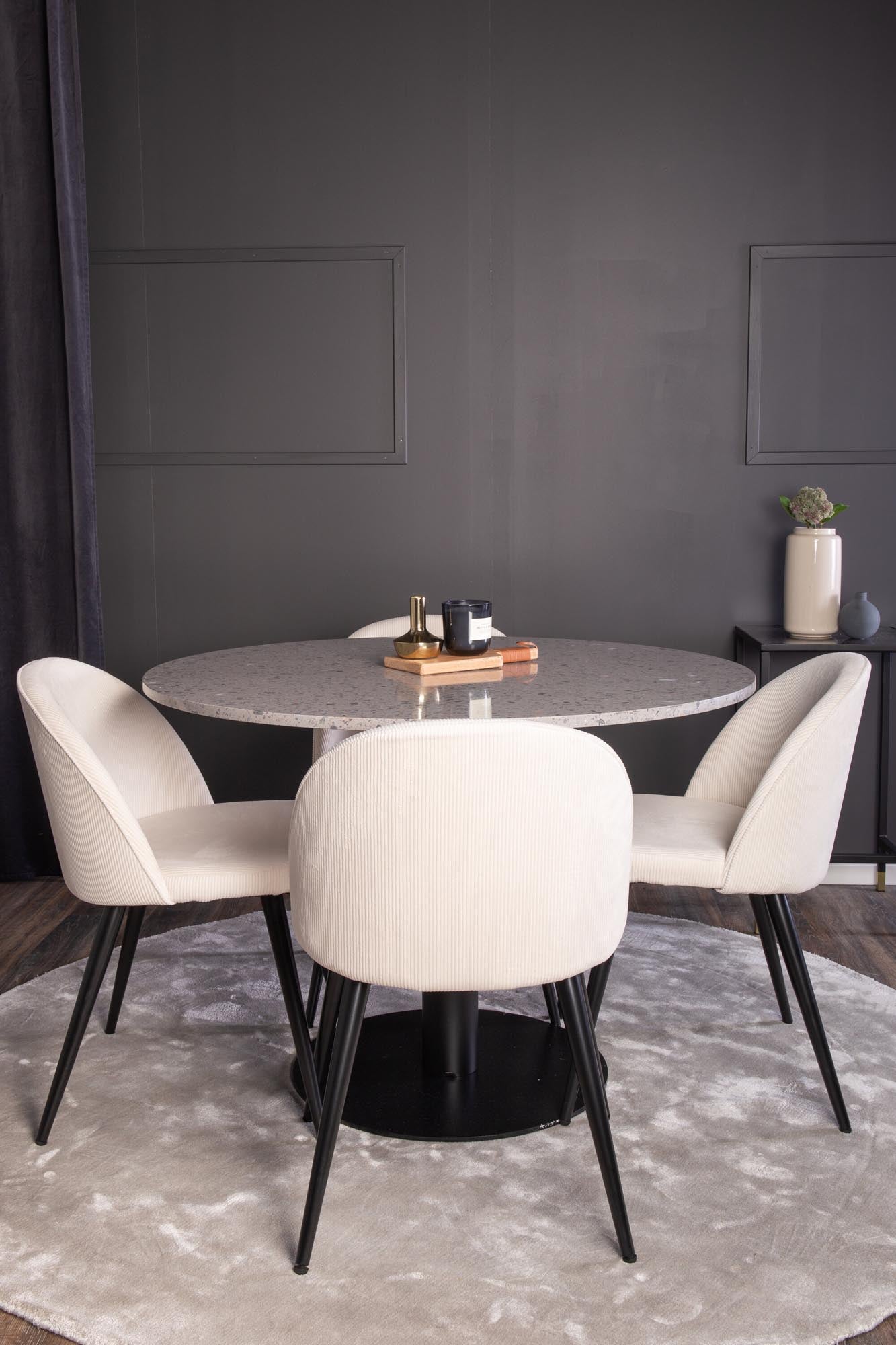 Stilvolles Razzia Esszimmerset: Velvet-Tisch mit 4 Stühlen, 106cm.