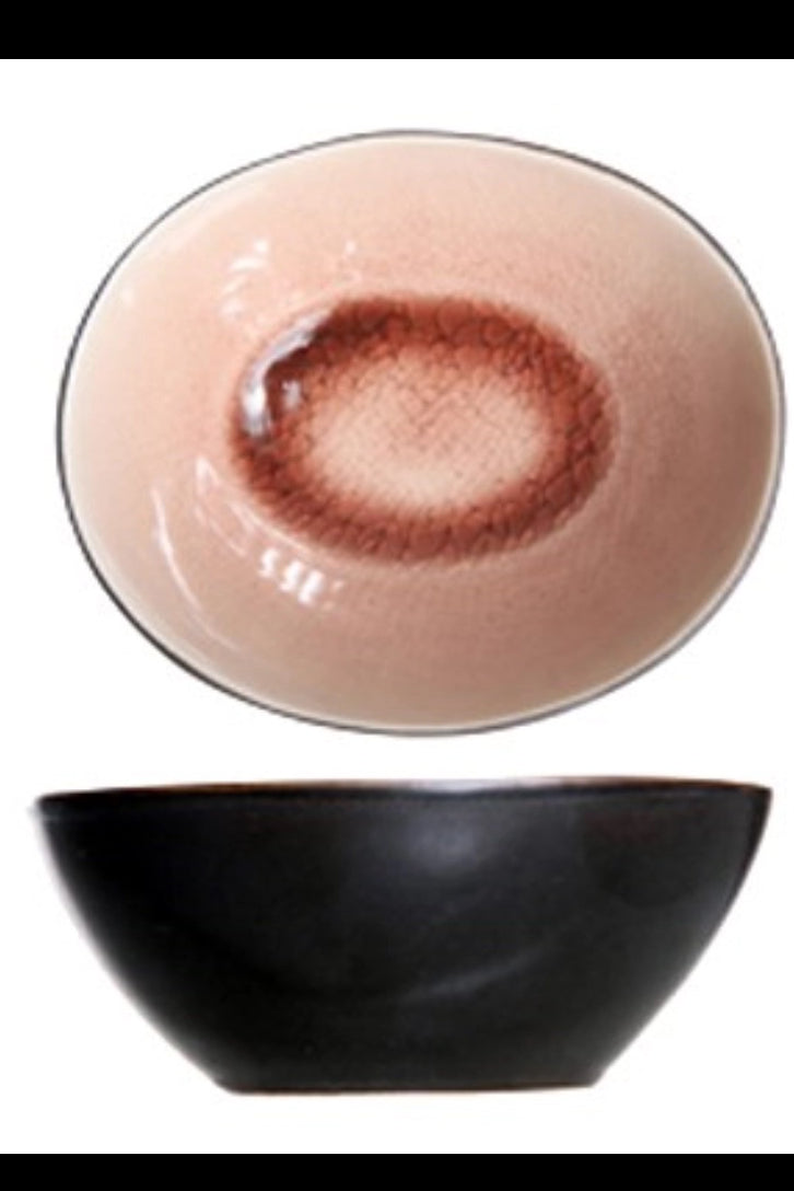 Entdecken Sie die elegante Laguna Old Rose Schüssel oval (10.5x9x4 cm) von Cosy & Trendy. Ideal für Beilagen und Desserts, spülmaschinenfest und perfekt kombinierbar.